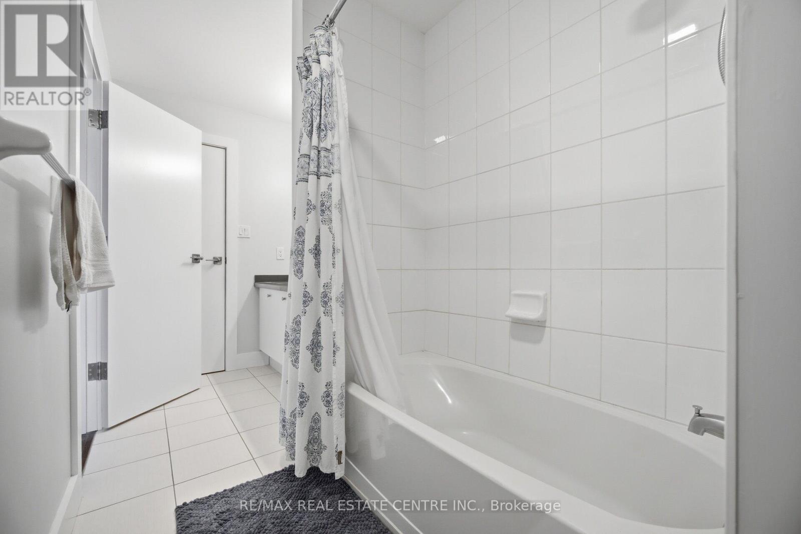 146 Riding Mountain Drive, Richmond Hill, Ontario  L4E 0T9 - Photo 40 - N13064572