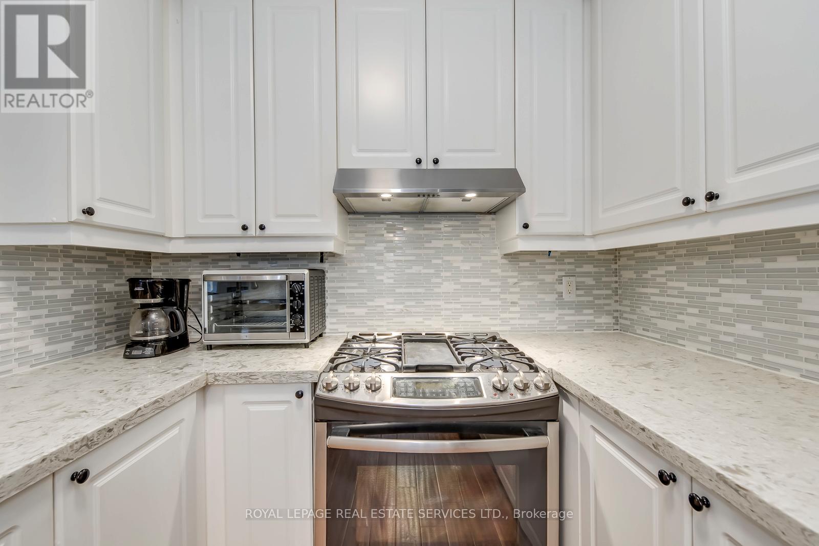 236 Slywood Crescent, Vaughan (Maple), Ontario  L6A 2P9 - Photo 19 - N13064634