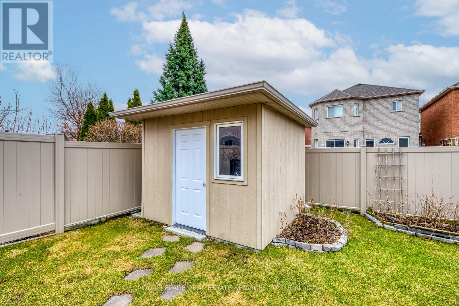 236 Slywood Crescent, Vaughan (Maple), Ontario  L6A 2P9 - Photo 47 - N13064634
