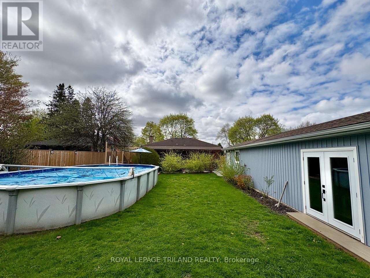 112 Burnside Drive, London East, Ontario  N5V 1B5 - Photo 39 - X13058572