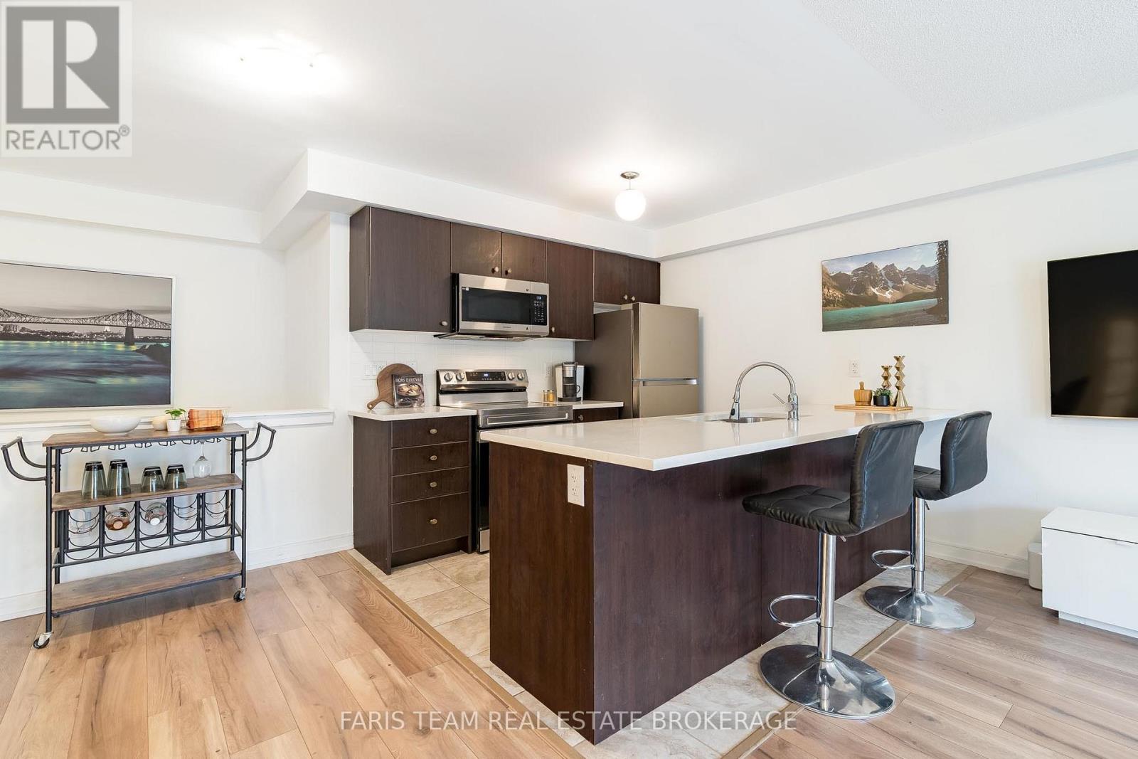 39 Appletree Lane, Barrie, Ontario  L9J 0P1 - Photo 8 - S13064624