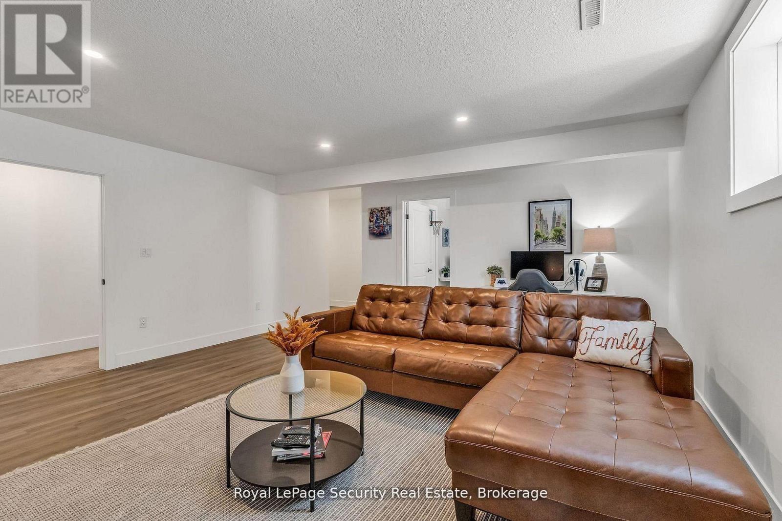 20 Crocus Avenue, Tillsonburg, Ontario  N4G 5S9 - Photo 36 - X13042290