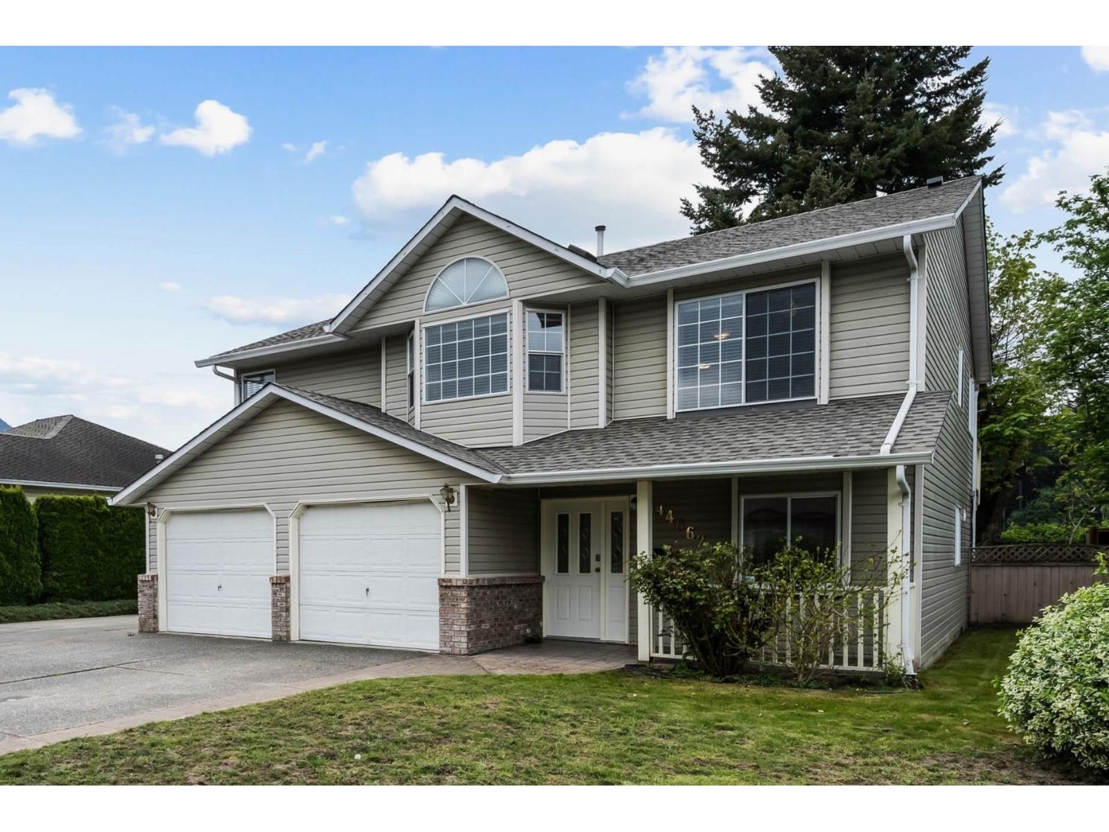 44662 Cumberland Avenue, Sardis South, Chilliwack, British Columbia  V2R 3B6 - Photo 3 - R3117044