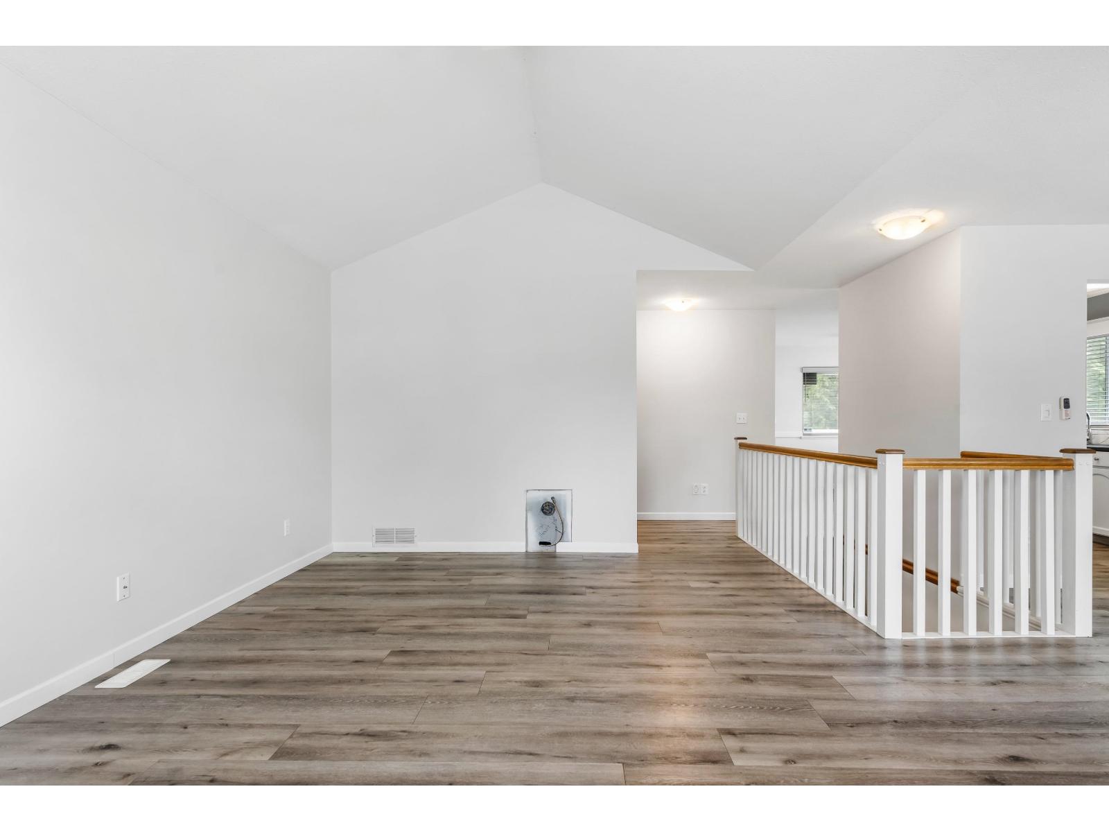 44662 Cumberland Avenue, Sardis South, Chilliwack, British Columbia  V2R 3B6 - Photo 11 - R3117044