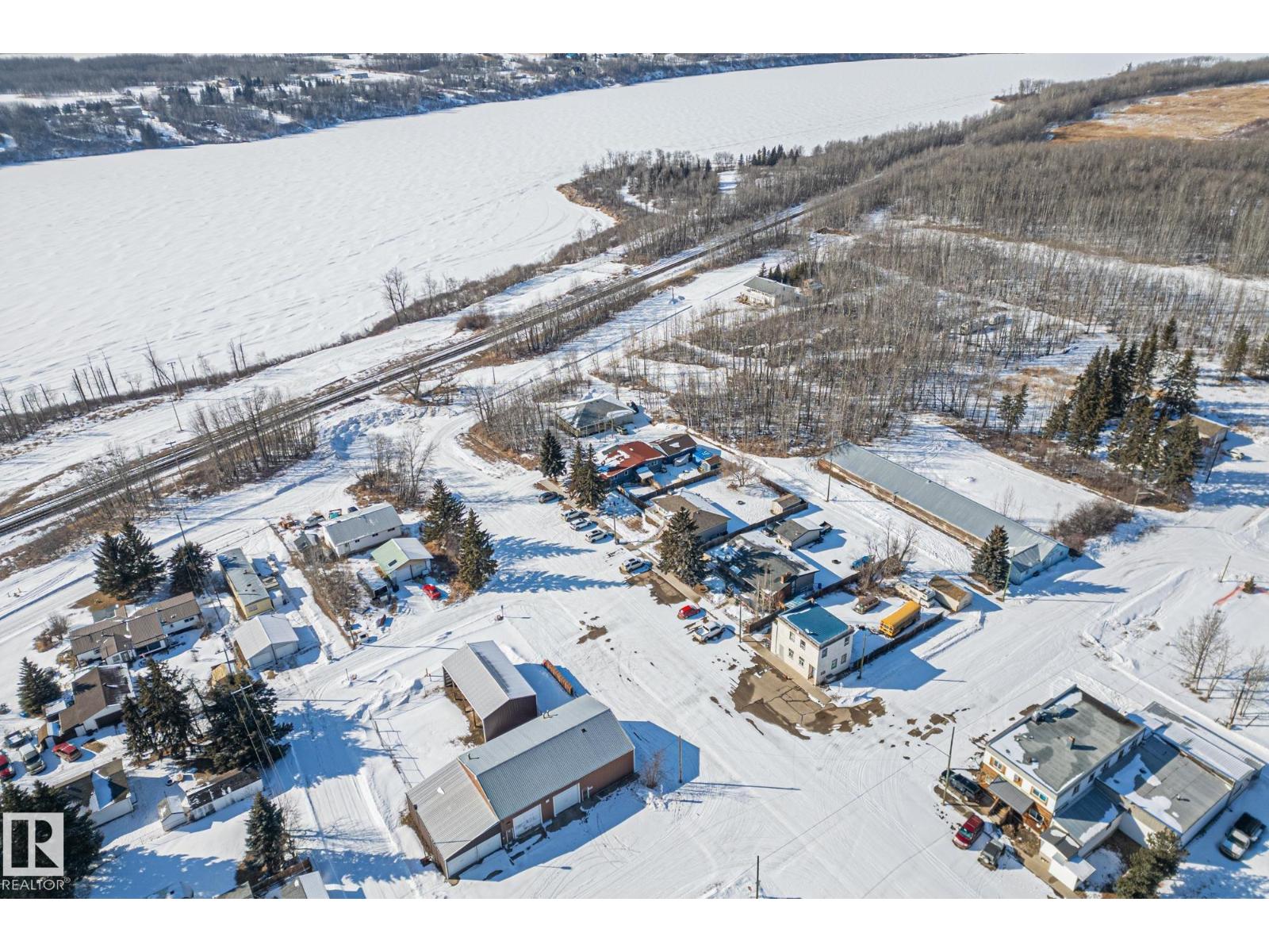 318 Main St, Ferintosh, Alberta  T0B 1M0 - Photo 57 - E4483204