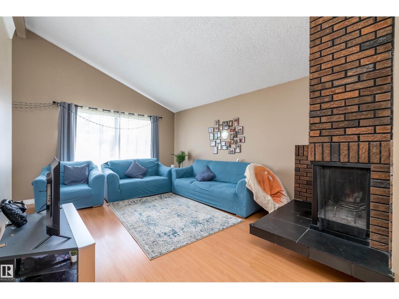 3620 42a Av Nw, Edmonton, Alberta  T6L 4N7 - Photo 4 - E4484956