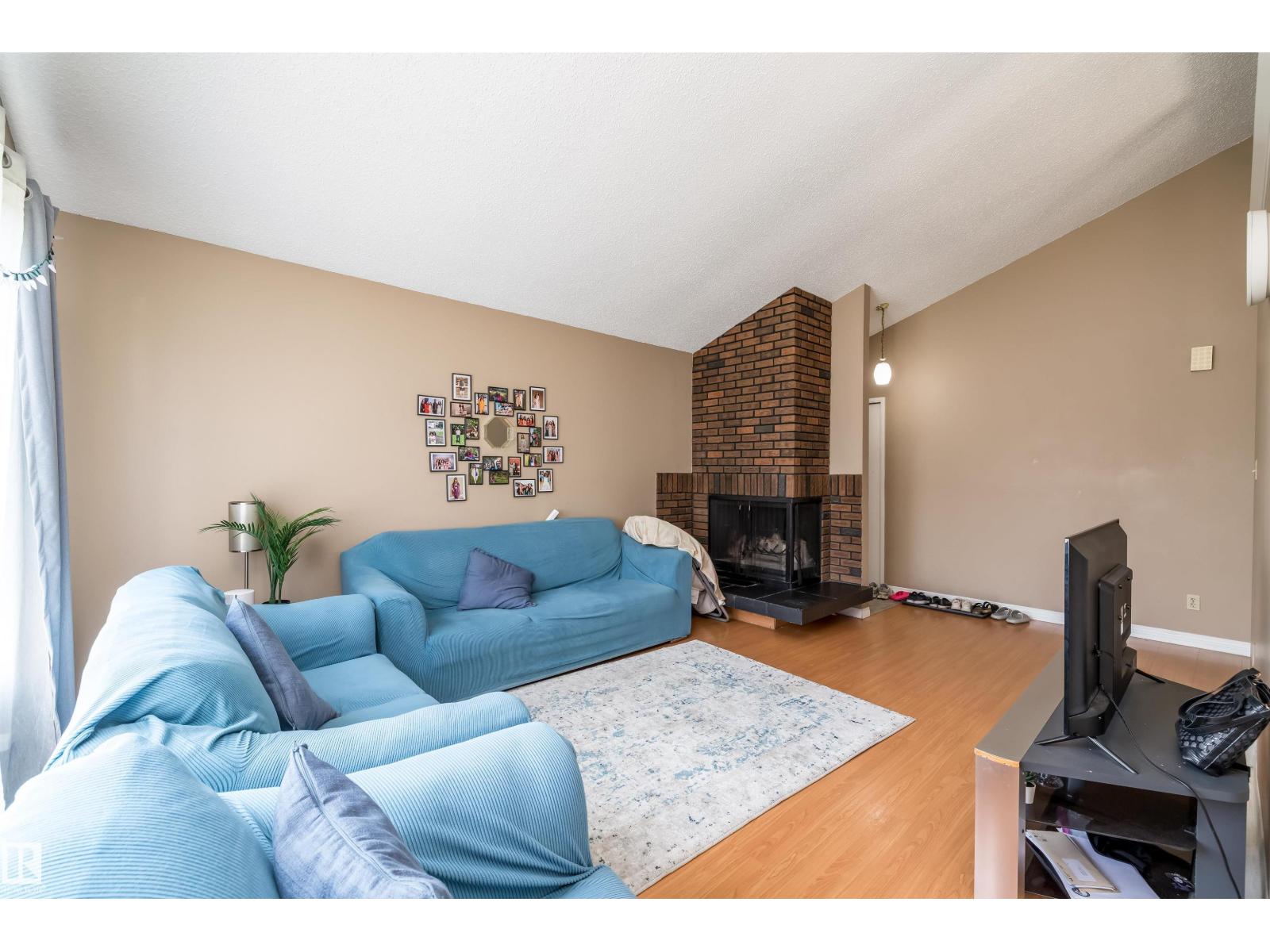 3620 42a Av Nw, Edmonton, Alberta  T6L 4N7 - Photo 5 - E4484956