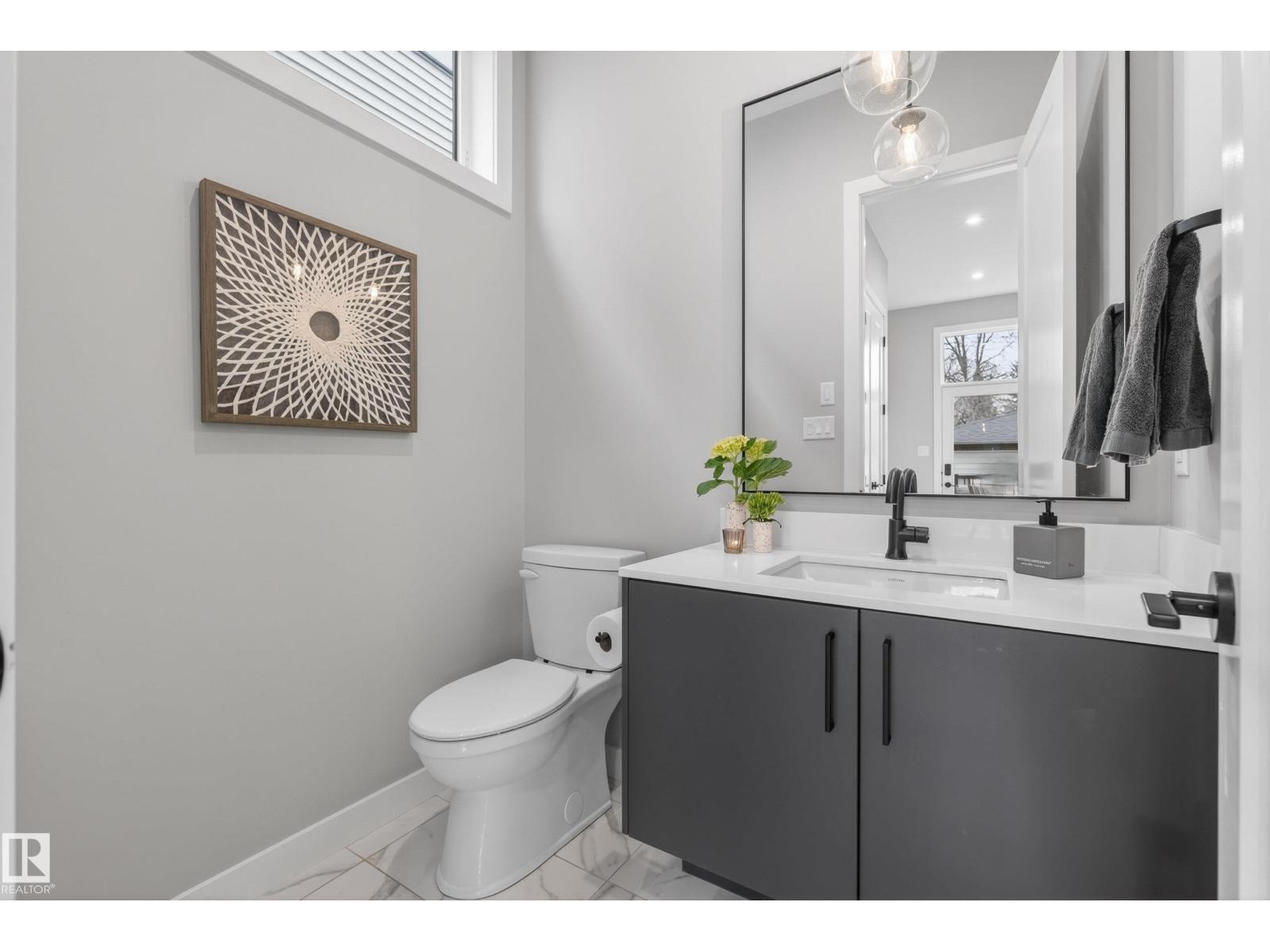 8738 89 Av Nw, Edmonton, Alberta  T6C 1N7 - Photo 22 - E4484957