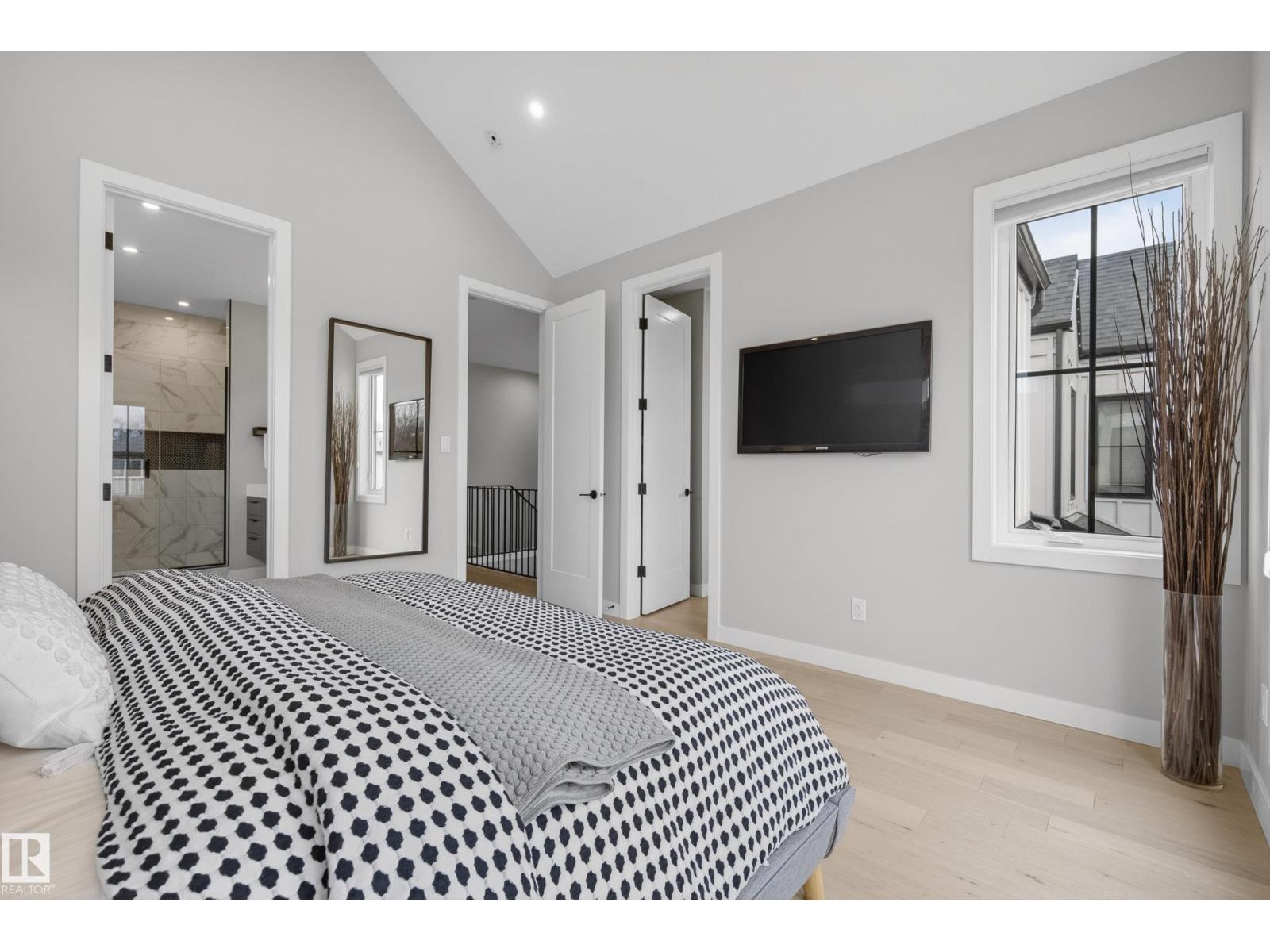 8738 89 Av Nw, Edmonton, Alberta  T6C 1N7 - Photo 29 - E4484957