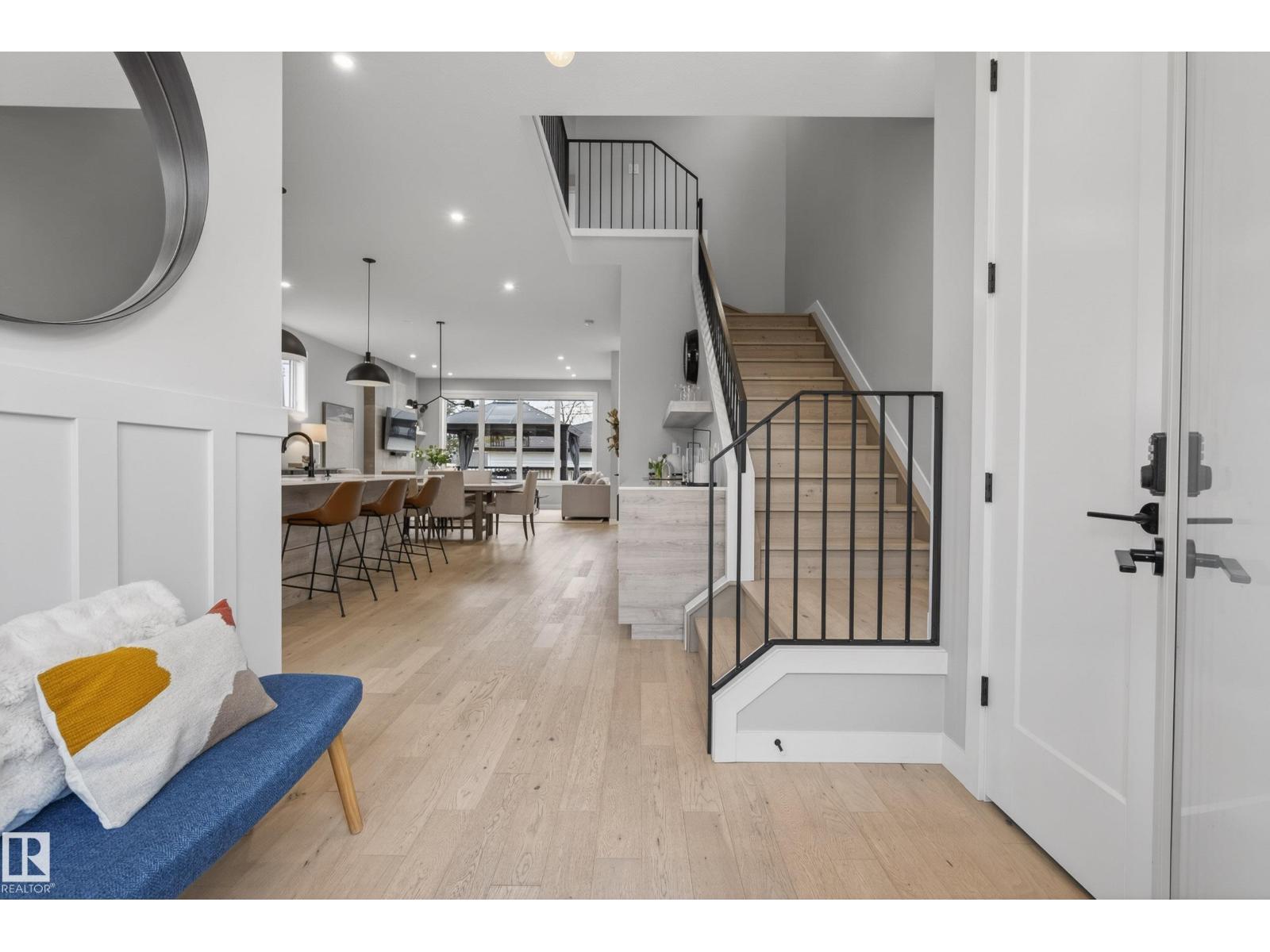 8738 89 Av Nw, Edmonton, Alberta  T6C 1N7 - Photo 4 - E4484957