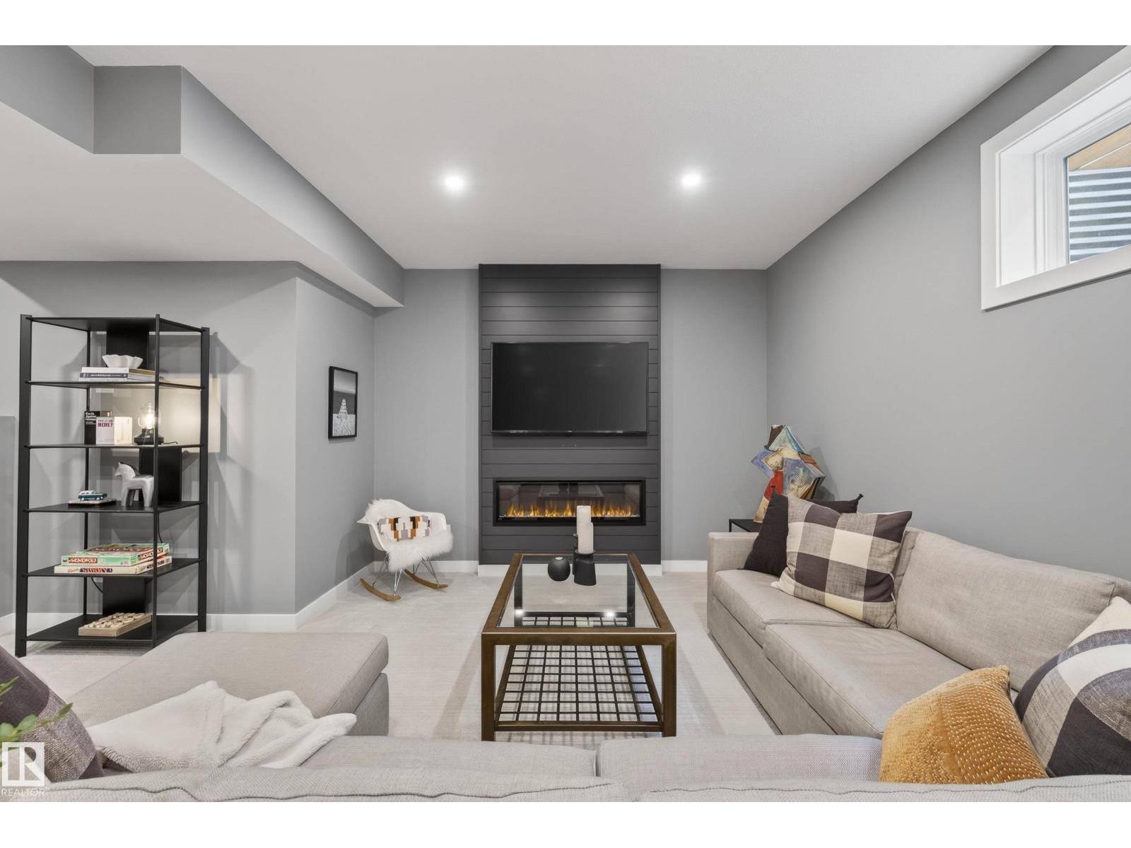 8738 89 Av Nw, Edmonton, Alberta  T6C 1N7 - Photo 45 - E4484957