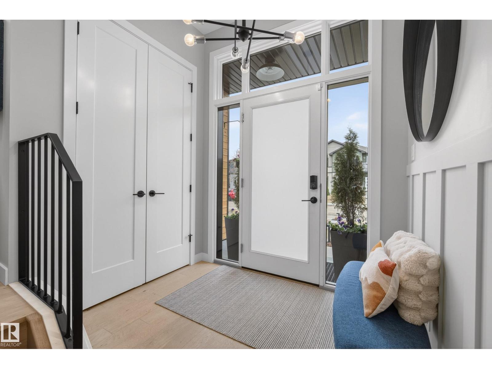 8738 89 Av Nw, Edmonton, Alberta  T6C 1N7 - Photo 5 - E4484957