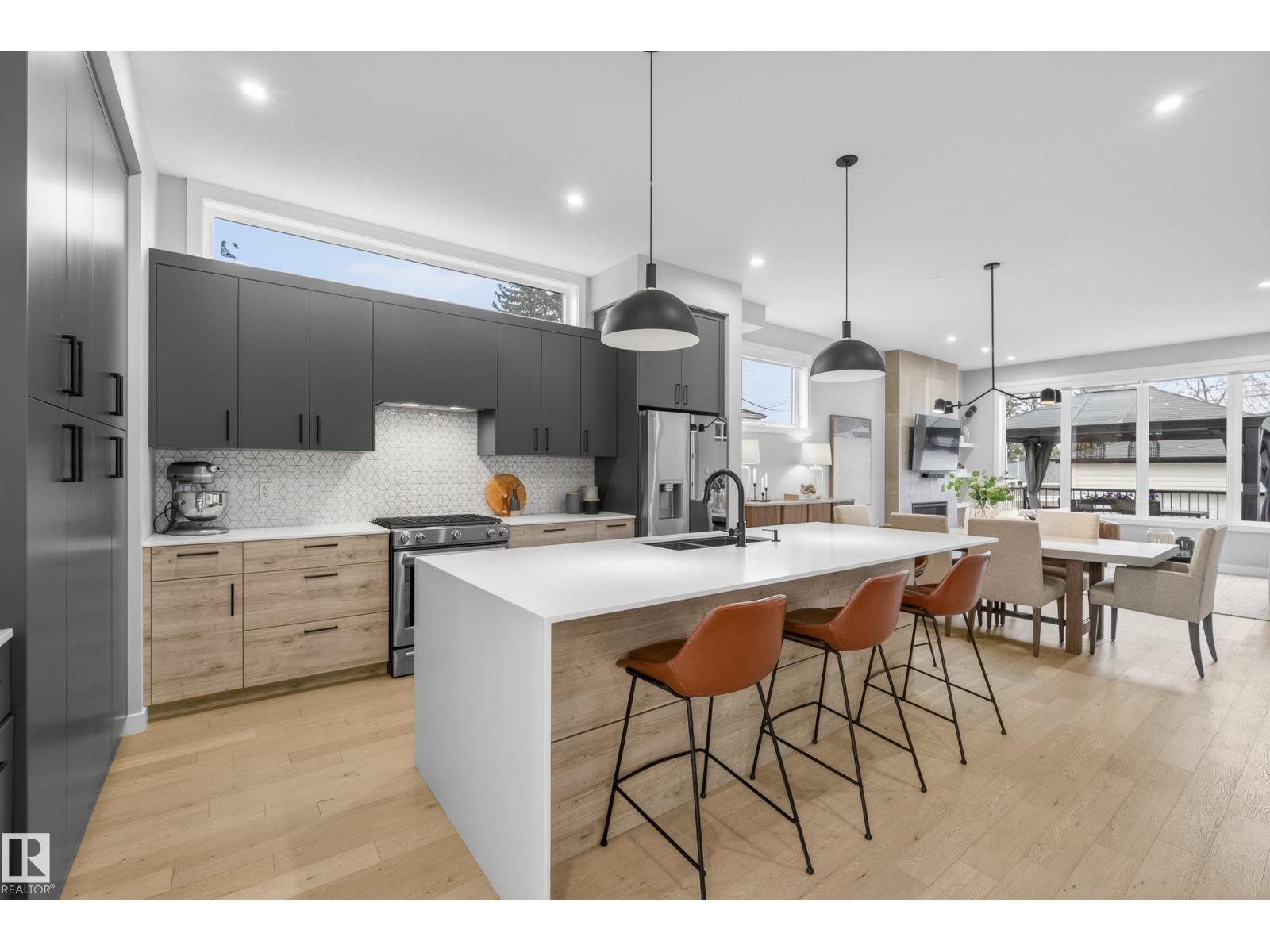 8738 89 Av Nw, Edmonton, Alberta  T6C 1N7 - Photo 6 - E4484957