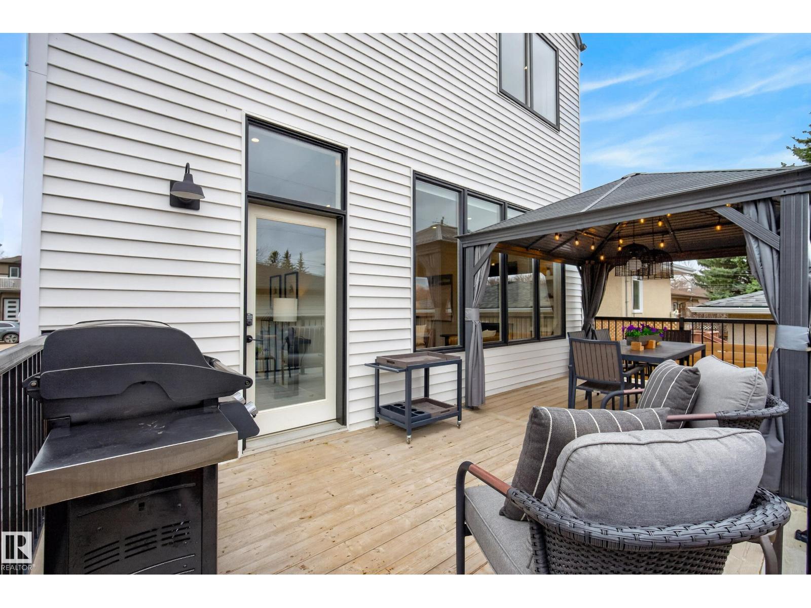 8738 89 Av Nw, Edmonton, Alberta  T6C 1N7 - Photo 62 - E4484957