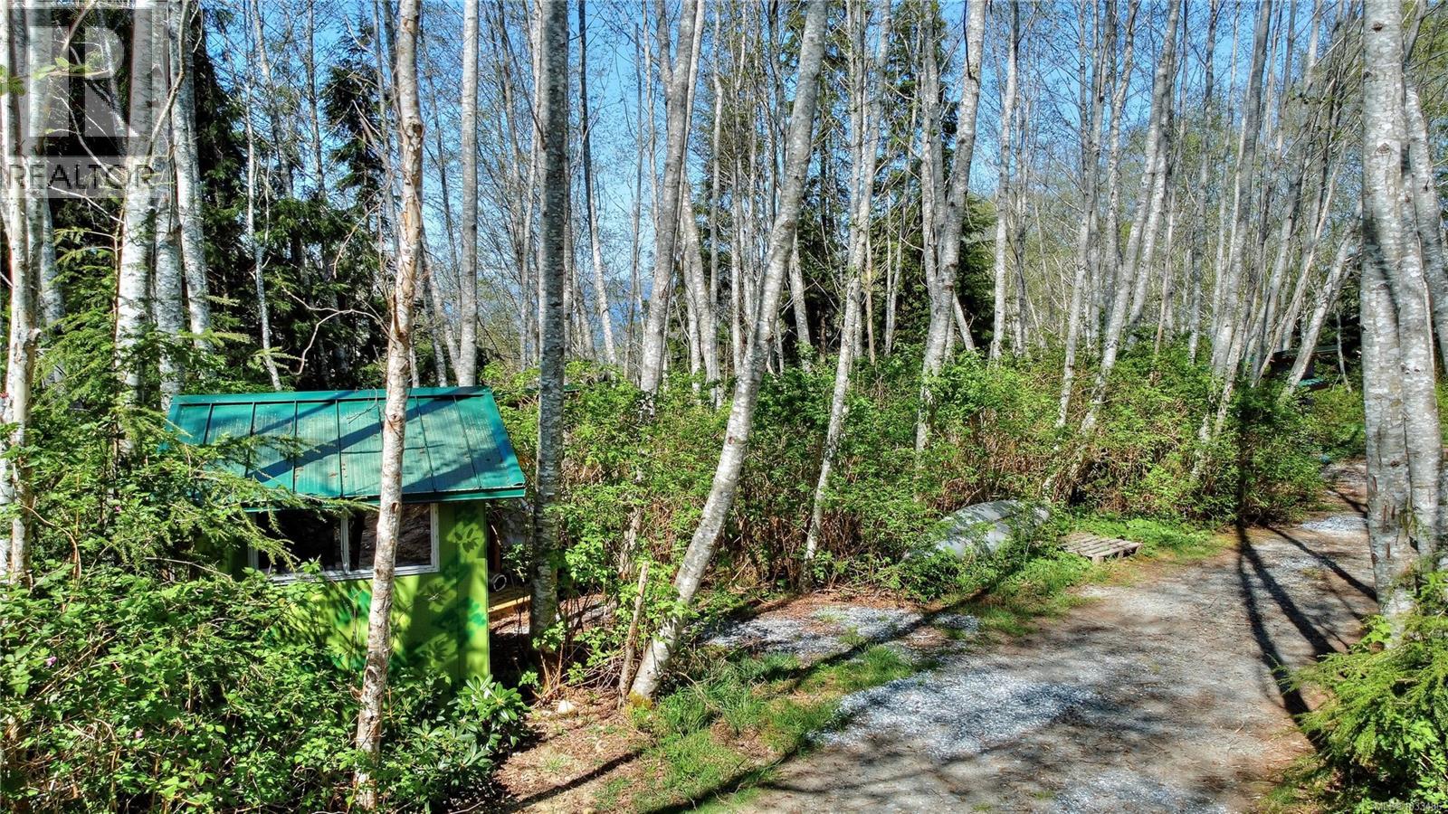 1017 Oliview Dr, Hyde Creek, British Columbia