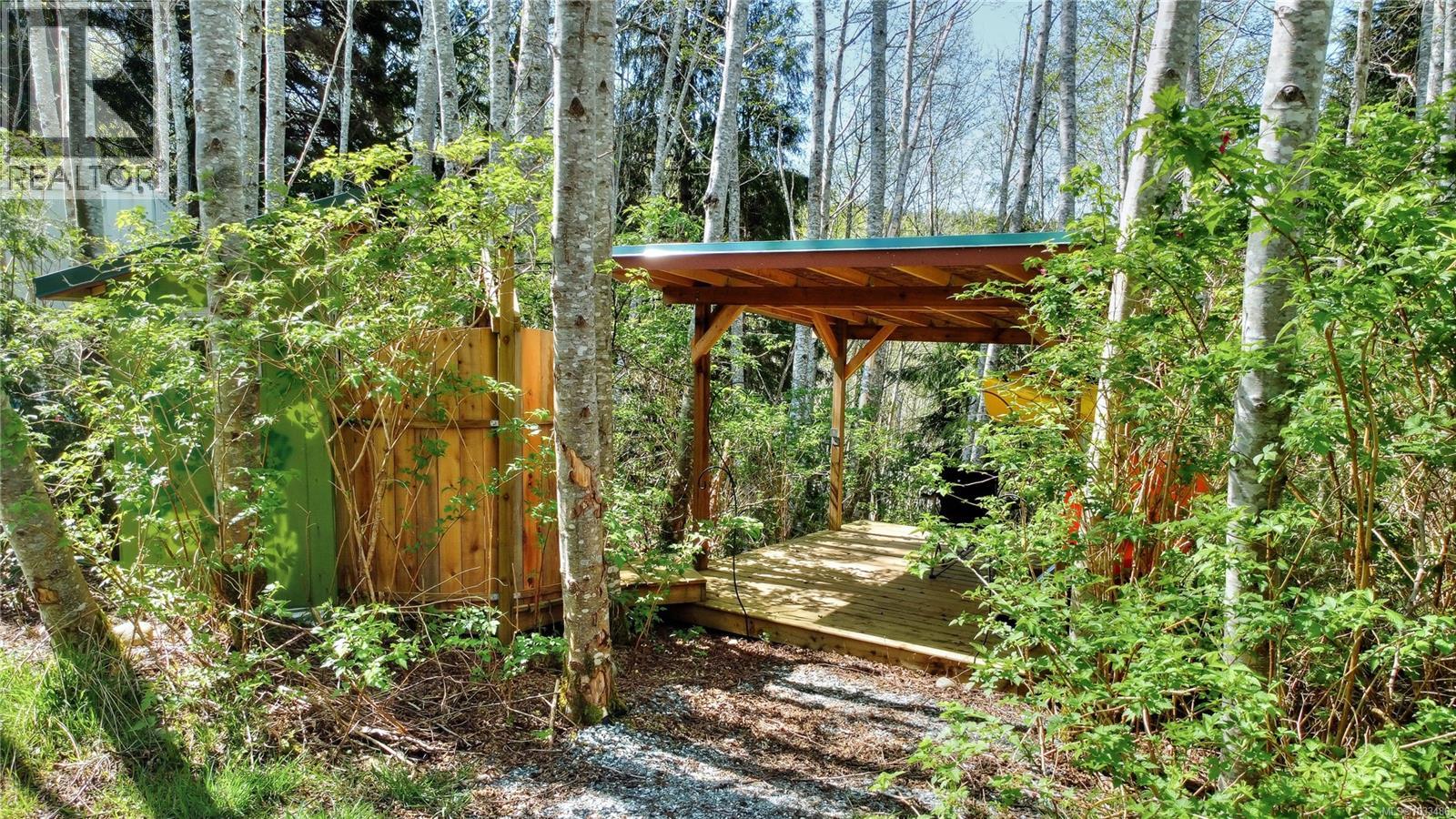 1017 Oliview Dr, Hyde Creek, British Columbia  V0N 2R0 - Photo 12 - 1033486