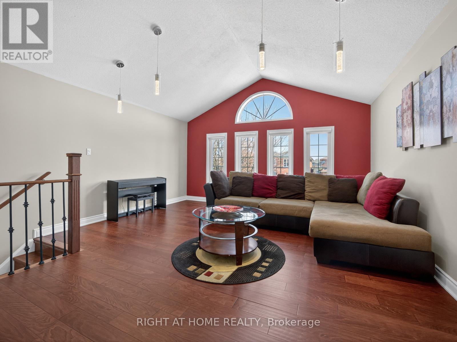 7068 Rosehurst Drive, Mississauga, Ontario  L5N 6Y8 - Photo 21 - W13064528