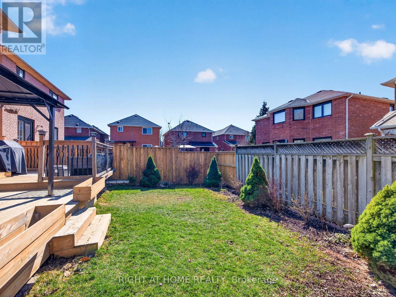 7068 Rosehurst Drive, Mississauga, Ontario  L5N 6Y8 - Photo 42 - W13064528