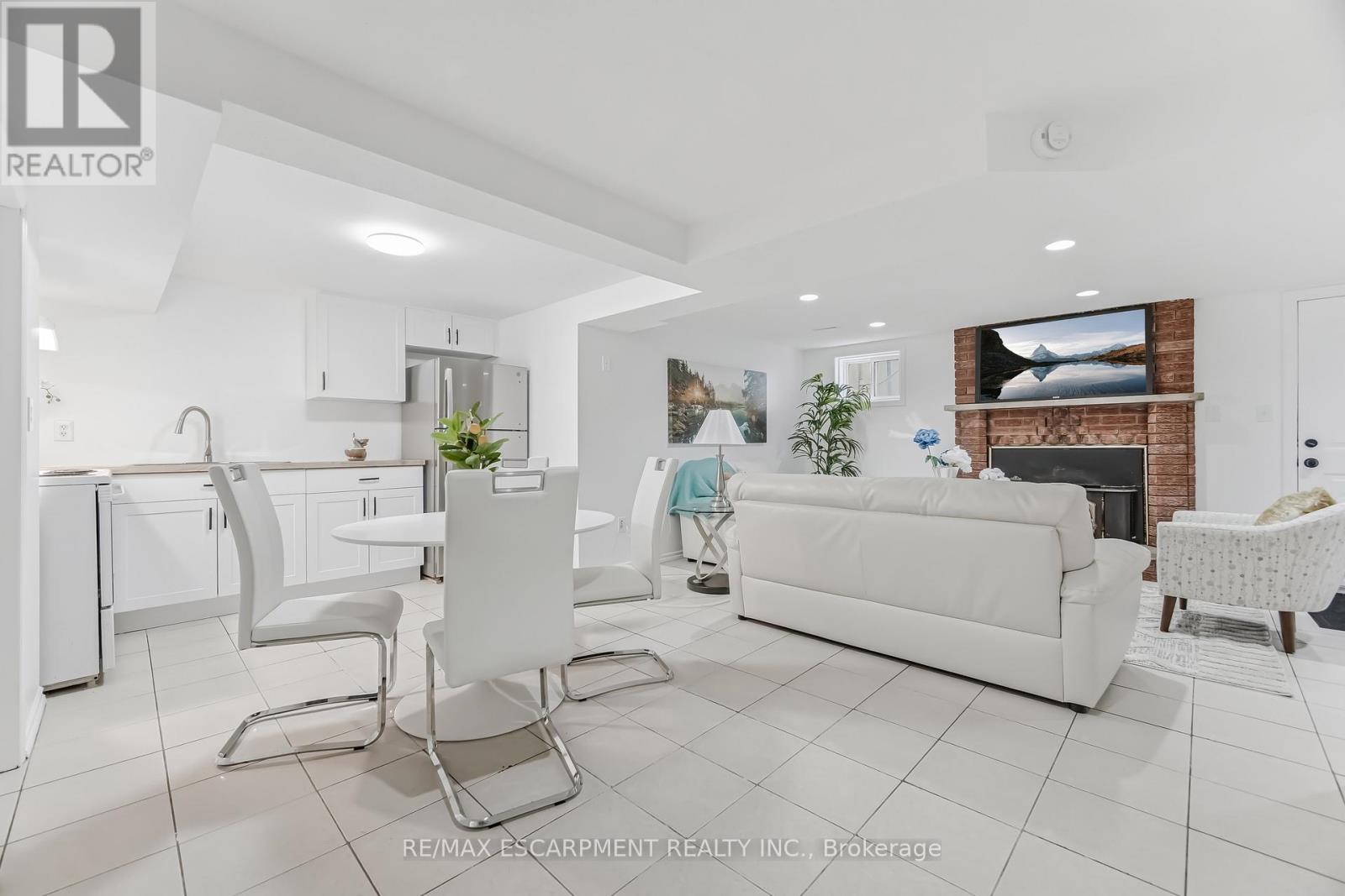 3332 Testimony Square, Mississauga, Ontario  L5B 3G2 - Photo 36 - W13064558