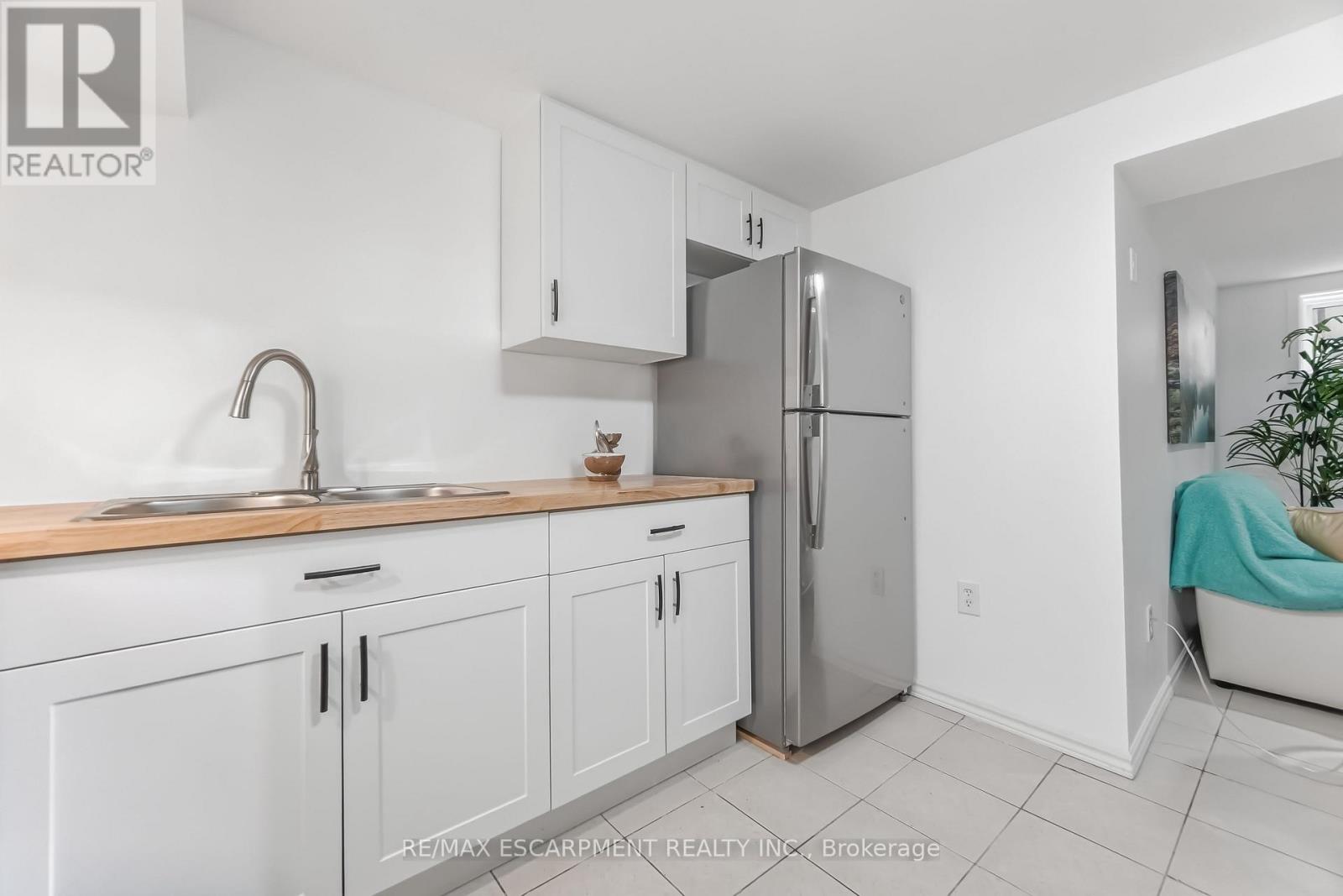 3332 Testimony Square, Mississauga, Ontario  L5B 3G2 - Photo 38 - W13064558