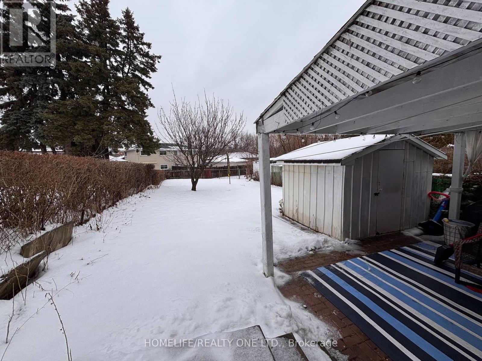 77 Newlin Crescent, Toronto, Ontario  M3L 1X5 - Photo 38 - W13064594