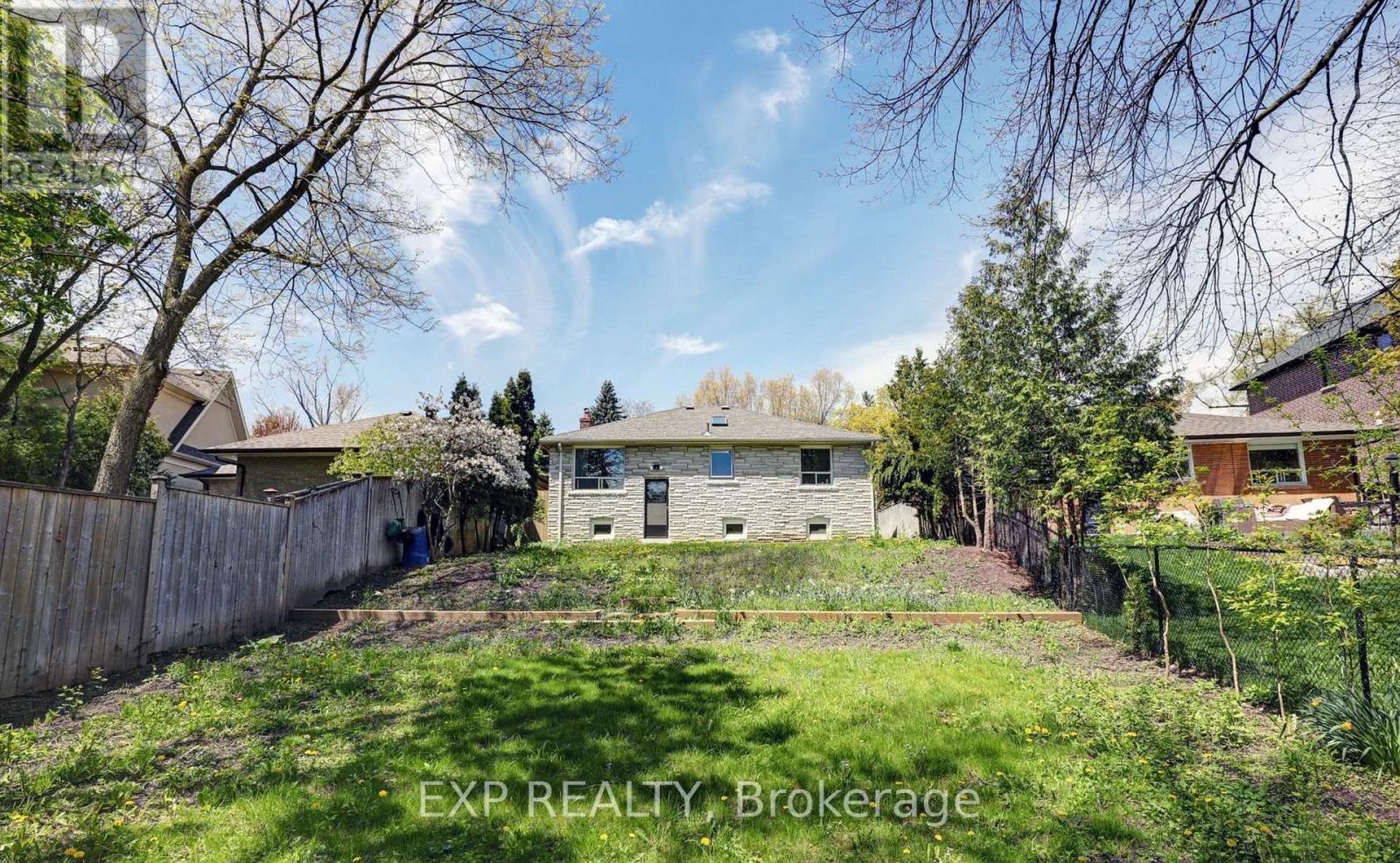 142 Thompson Avenue, Toronto, Ontario  M8Z 3V2 - Photo 22 - W13064606
