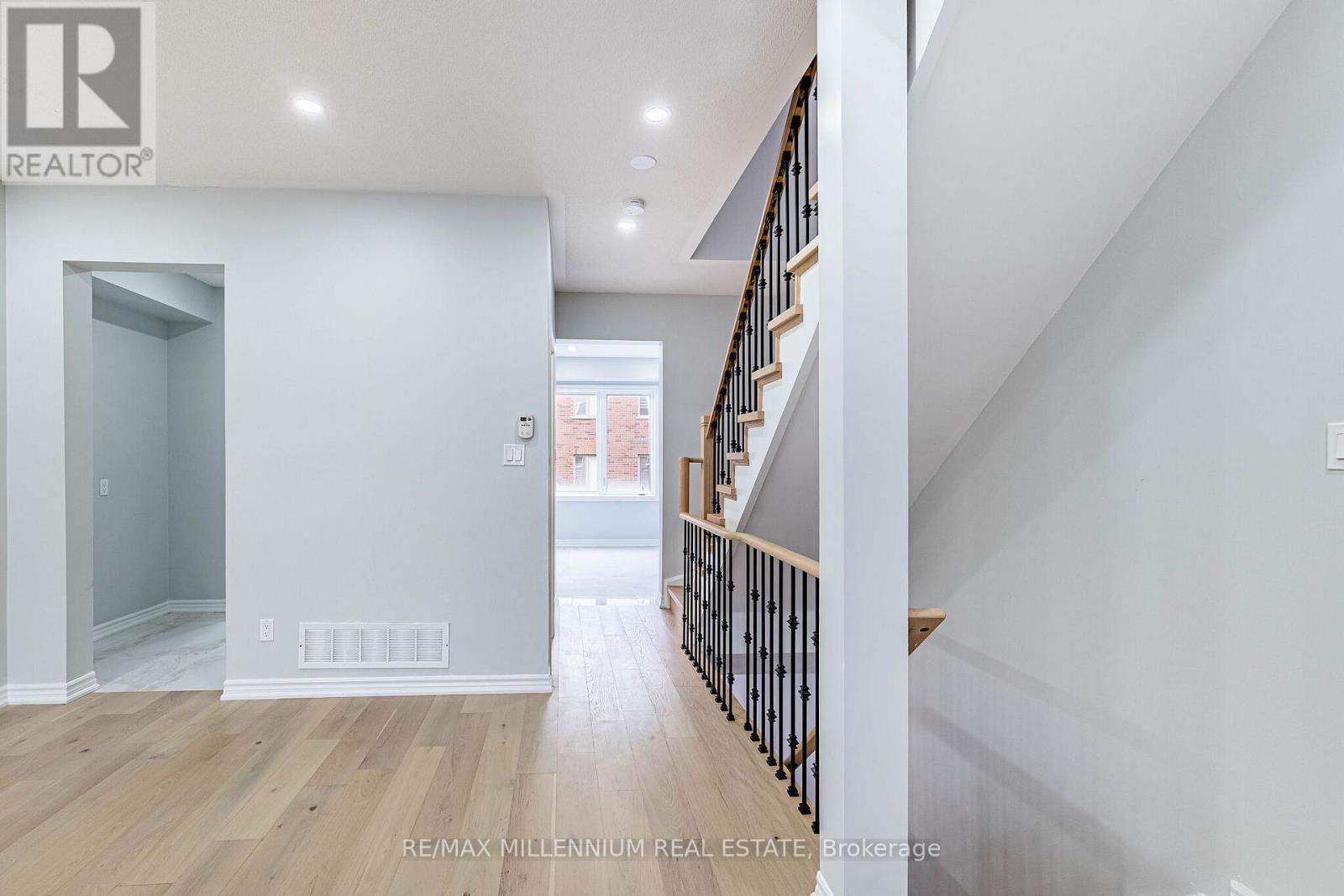22 Magdalene Crescent, Brampton, Ontario  L6Z 0G8 - Photo 14 - W13064632