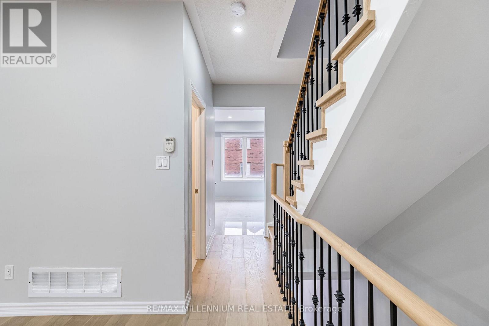 22 Magdalene Crescent, Brampton, Ontario  L6Z 0G8 - Photo 15 - W13064632