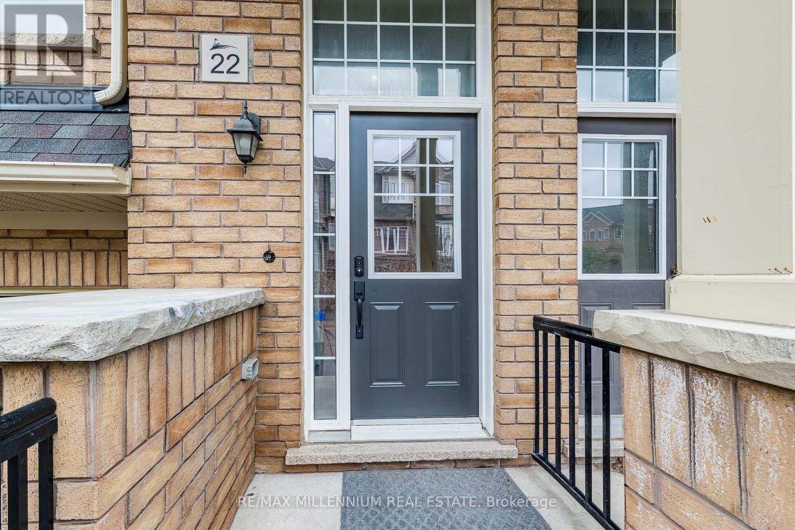 22 Magdalene Crescent, Brampton, Ontario  L6Z 0G8 - Photo 6 - W13064632