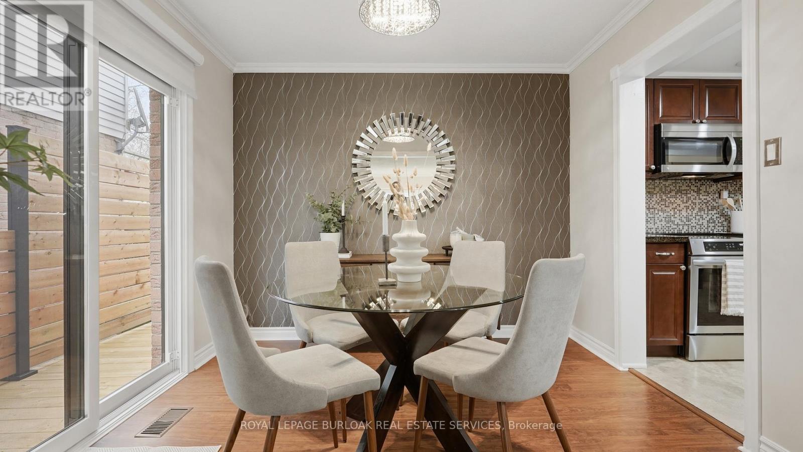 3102 Cantelon Crescent, Mississauga, Ontario  L5N 3J8 - Photo 5 - W13064706