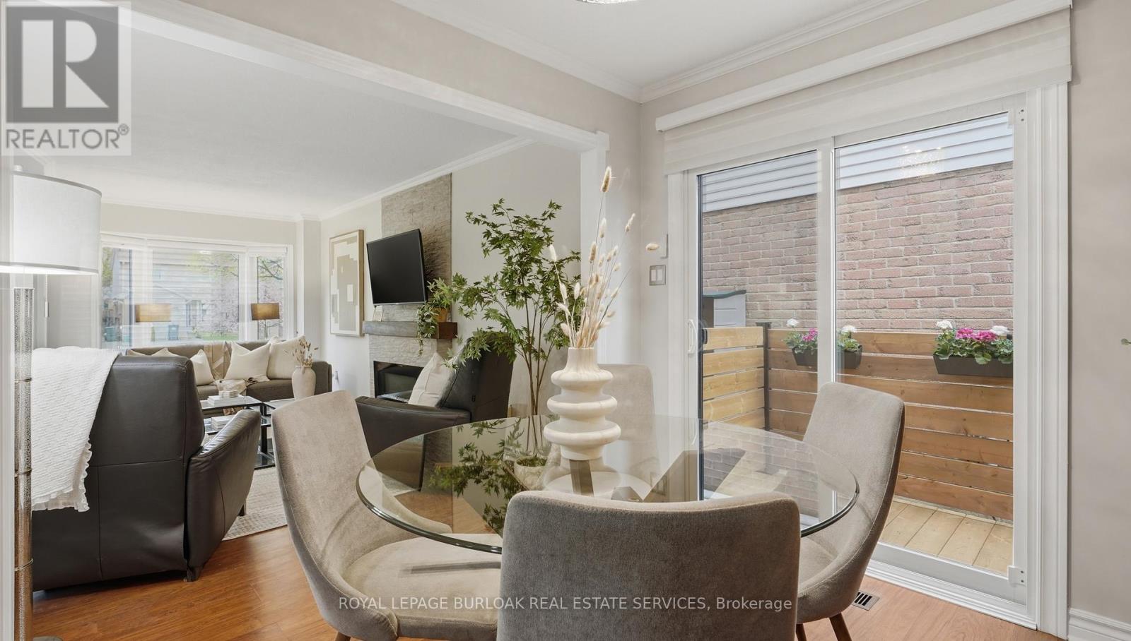 3102 Cantelon Crescent, Mississauga, Ontario  L5N 3J8 - Photo 6 - W13064706