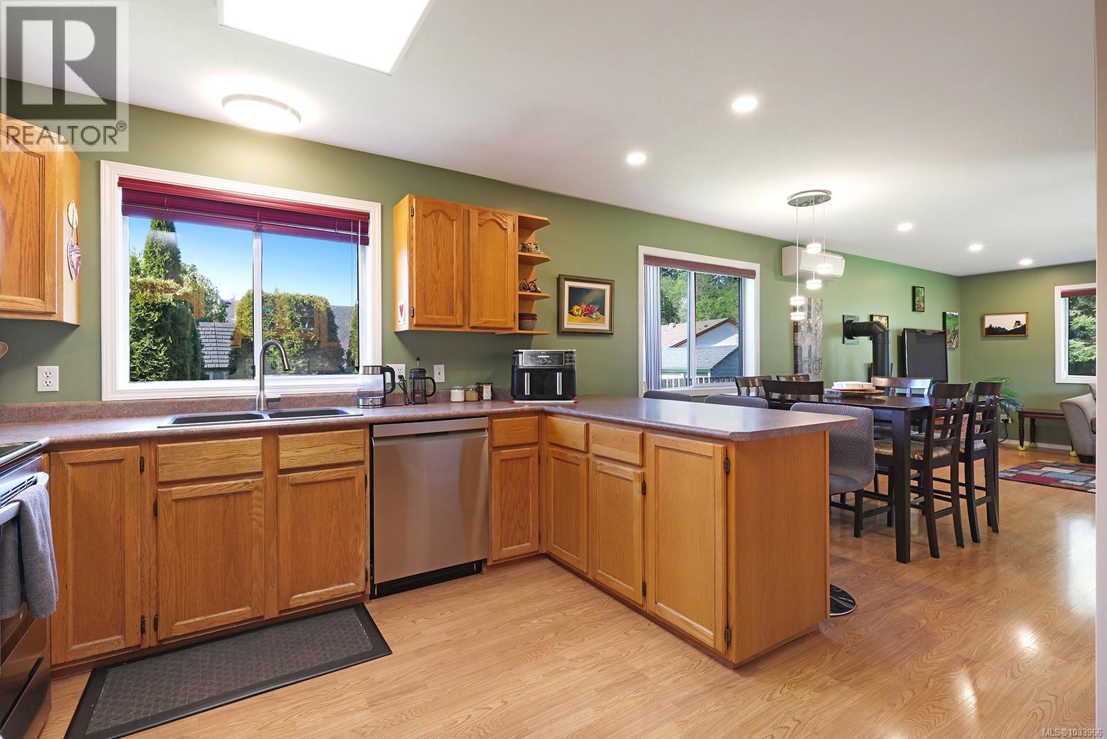 1832 Valley View Dr, Courtenay, British Columbia  V9N 8S4 - Photo 11 - 1033966