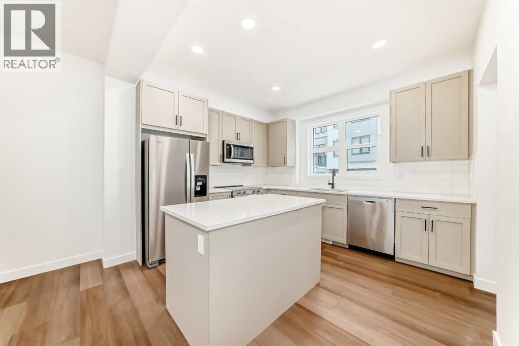 86 Heirloom Passage SE, Calgary, Alberta  T3S 0K1 - Photo 11 - A2295919