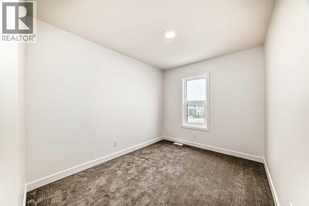 86 Heirloom Passage SE, Calgary, Alberta  T3S 0K1 - Photo 26 - A2295919