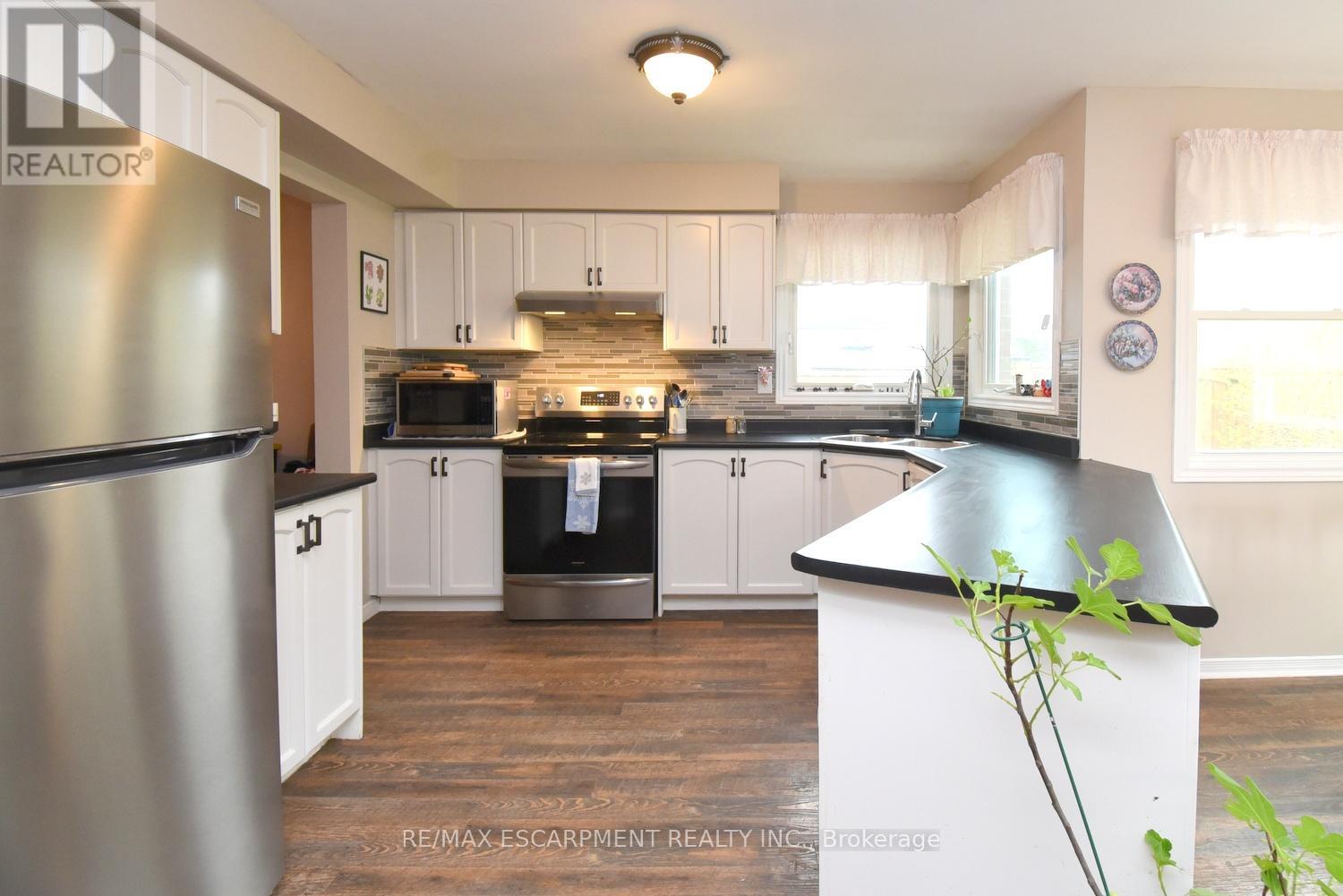 50 Buchanan Drive, Haldimand, Ontario  N3W 1H2 - Photo 11 - X13064536