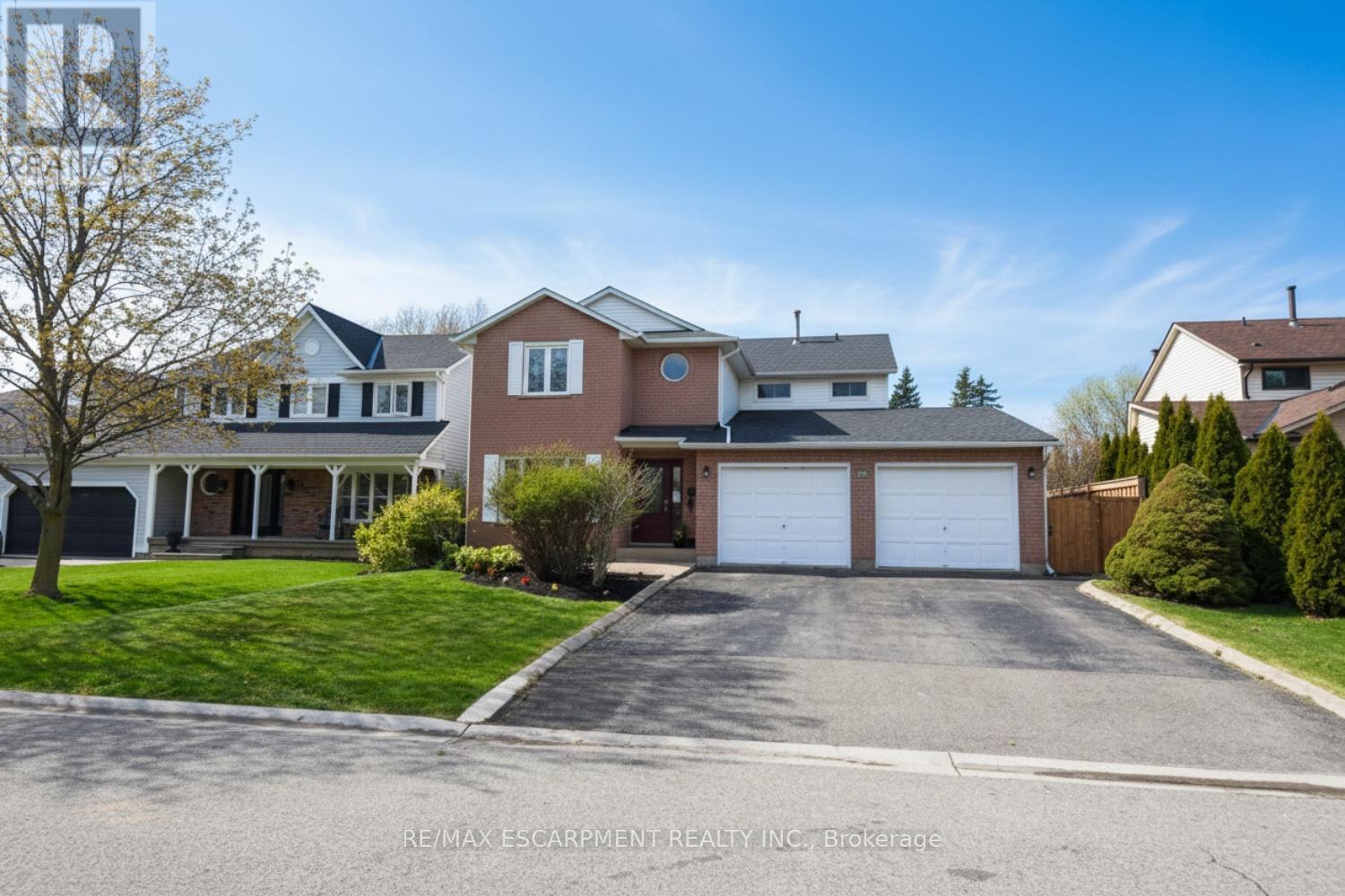 50 Buchanan Drive, Haldimand, Ontario  N3W 1H2 - Photo 2 - X13064536