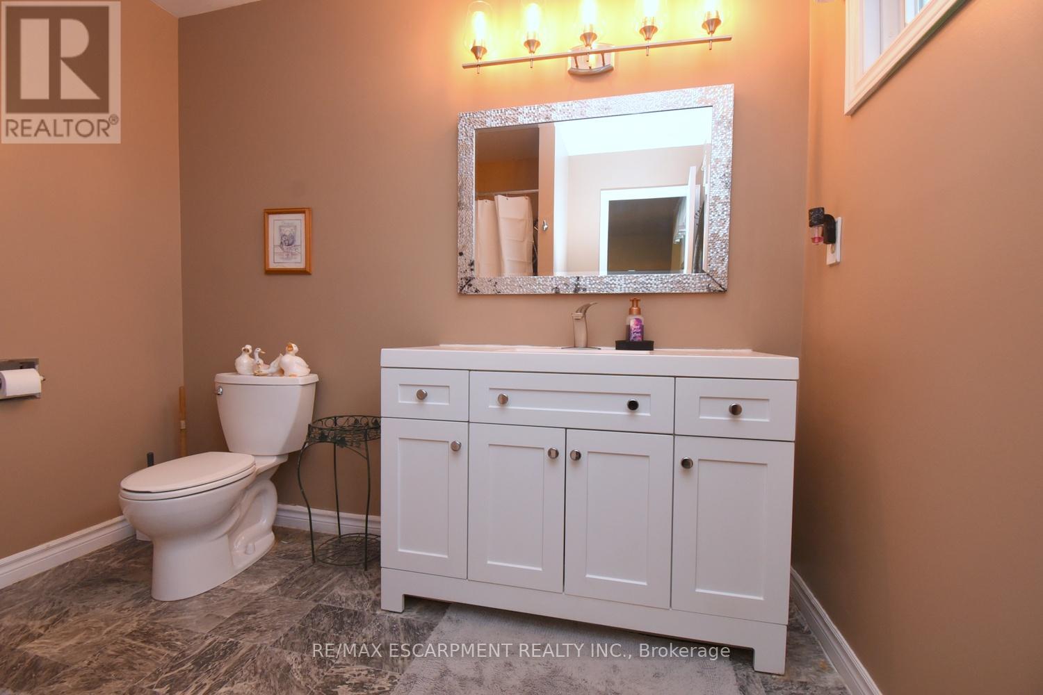 50 Buchanan Drive, Haldimand, Ontario  N3W 1H2 - Photo 25 - X13064536