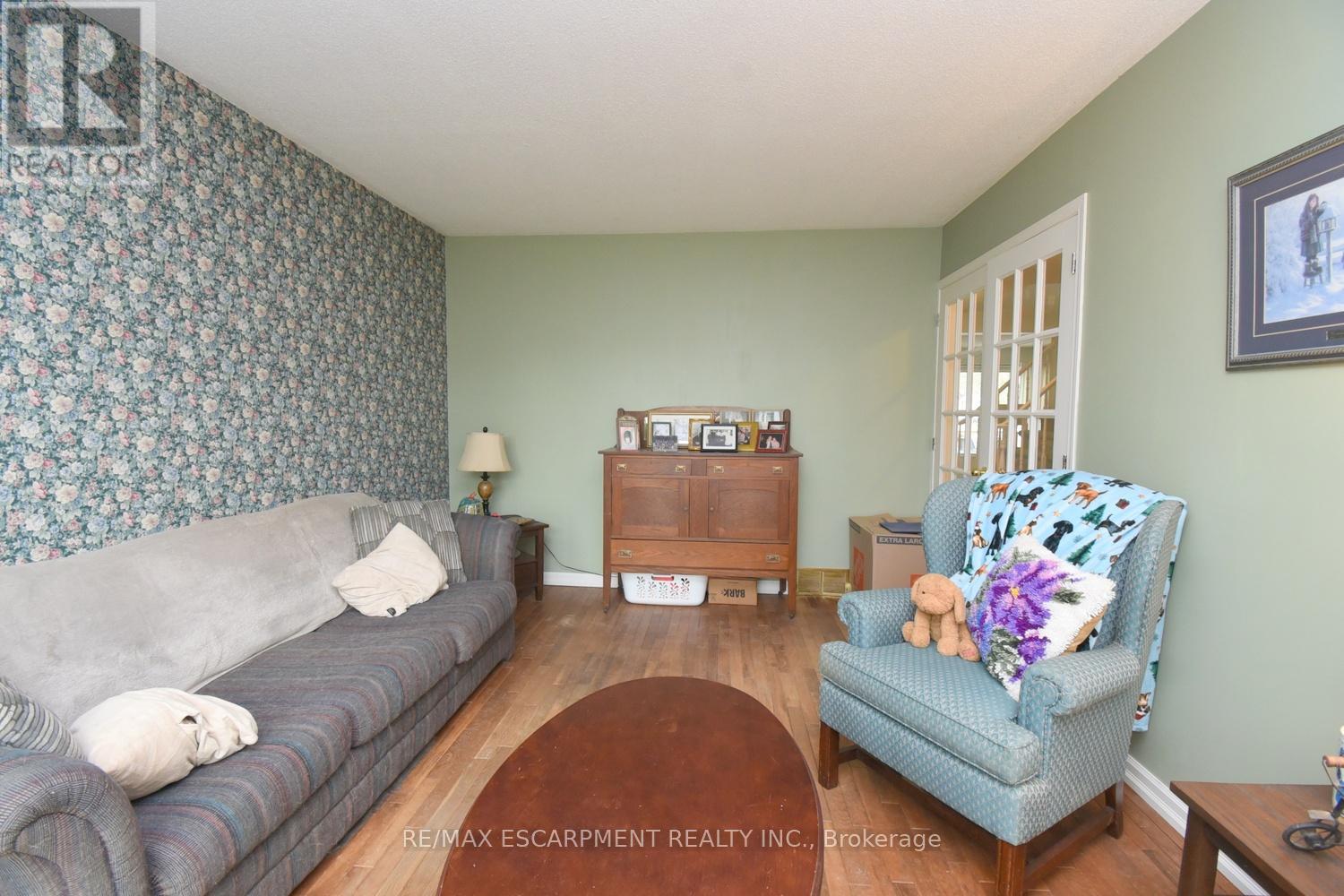 50 Buchanan Drive, Haldimand, Ontario  N3W 1H2 - Photo 6 - X13064536