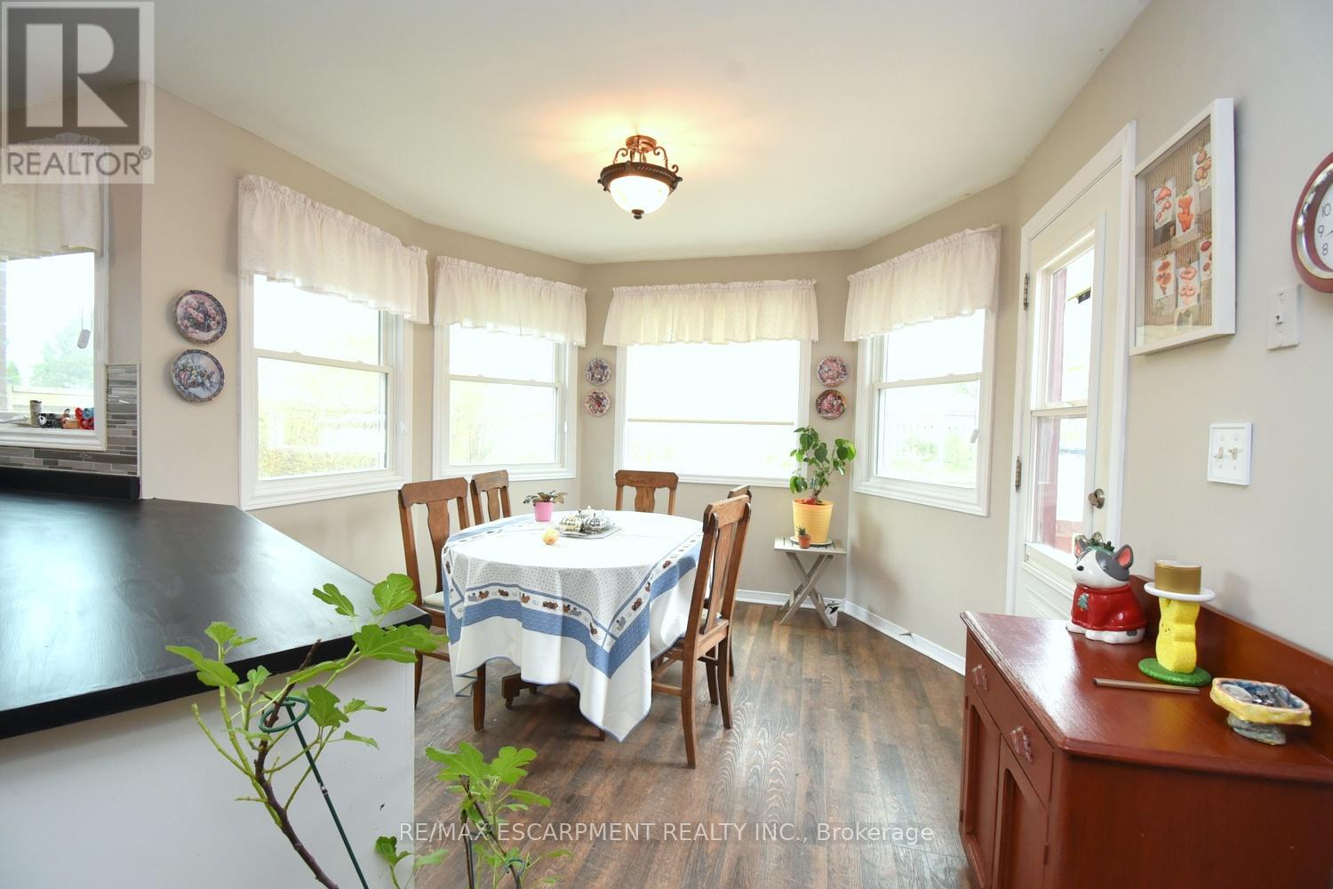 50 Buchanan Drive, Haldimand, Ontario  N3W 1H2 - Photo 9 - X13064536