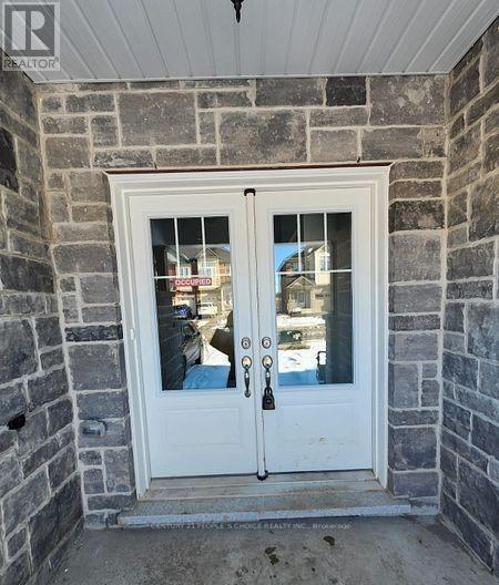 60 Sapphire Way, Thorold, Ontario  L2V 0L4 - Photo 10 - X13064570