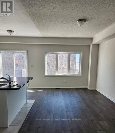 60 Sapphire Way, Thorold, Ontario  L2V 0L4 - Photo 2 - X13064570