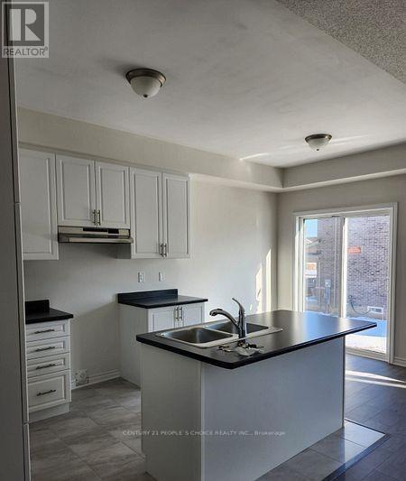 60 Sapphire Way, Thorold, Ontario  L2V 0L4 - Photo 4 - X13064570