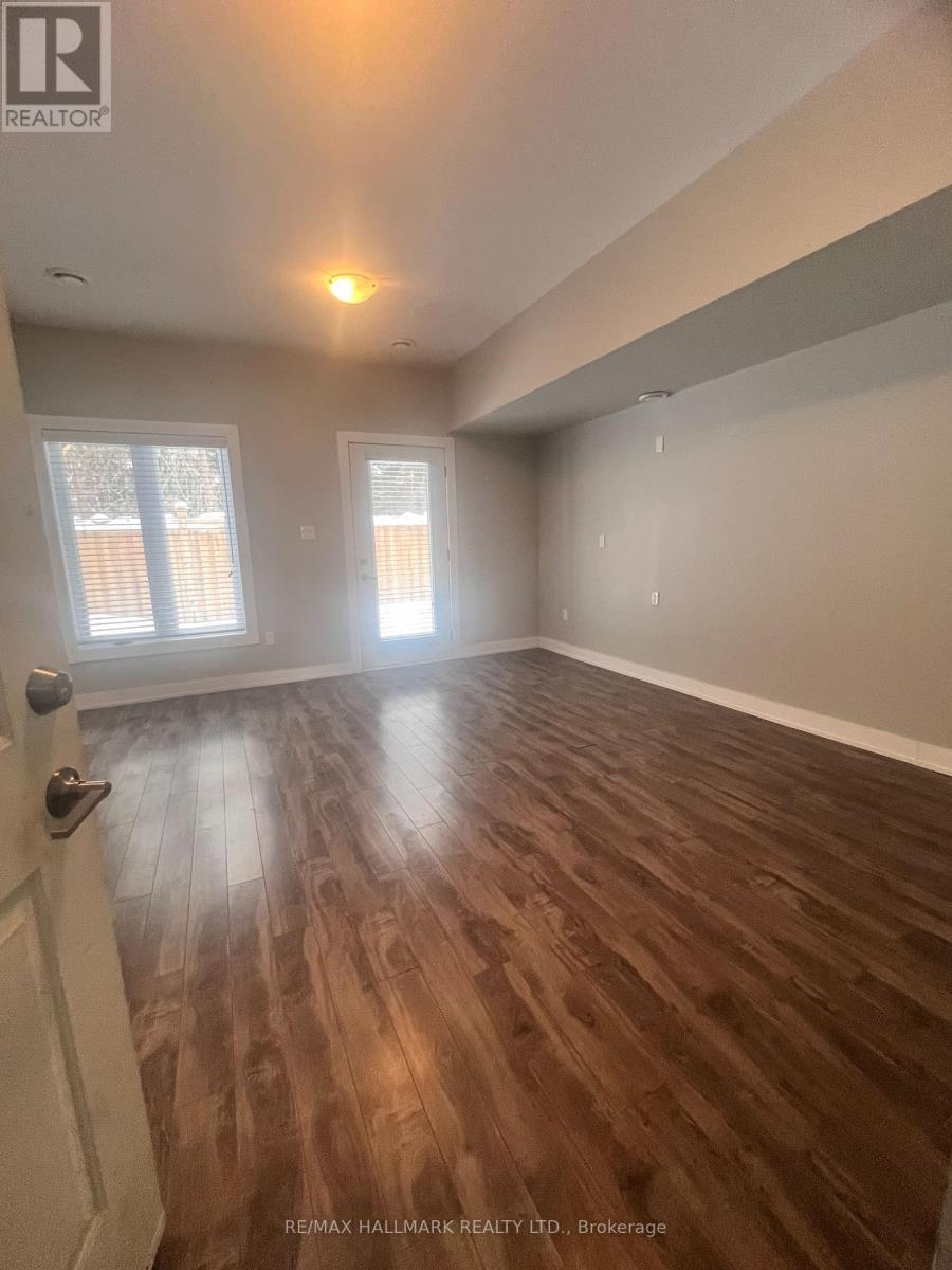 49 - 540 Essa Road, Barrie, Ontario  L9J 0H2 - Photo 2 - S13041658