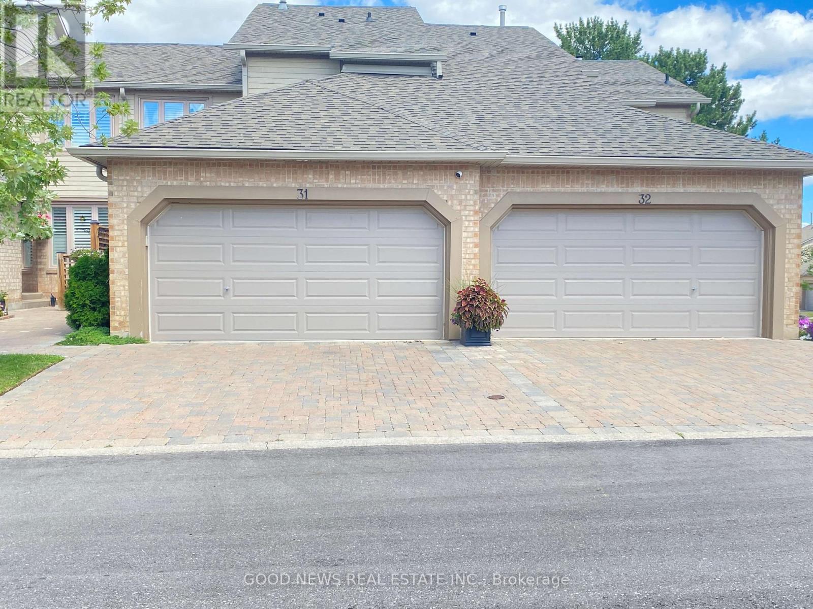 31 - 1725 The Chase, Mississauga, Ontario  L5M 4N3 - Photo 2 - W13055936