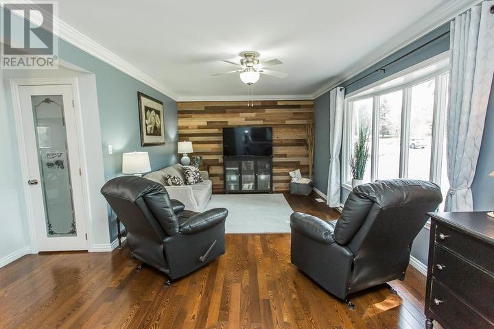 1260 Catherine St, Richards Landing, Ontario  P0R 1J0 - Photo 3 - SM260809