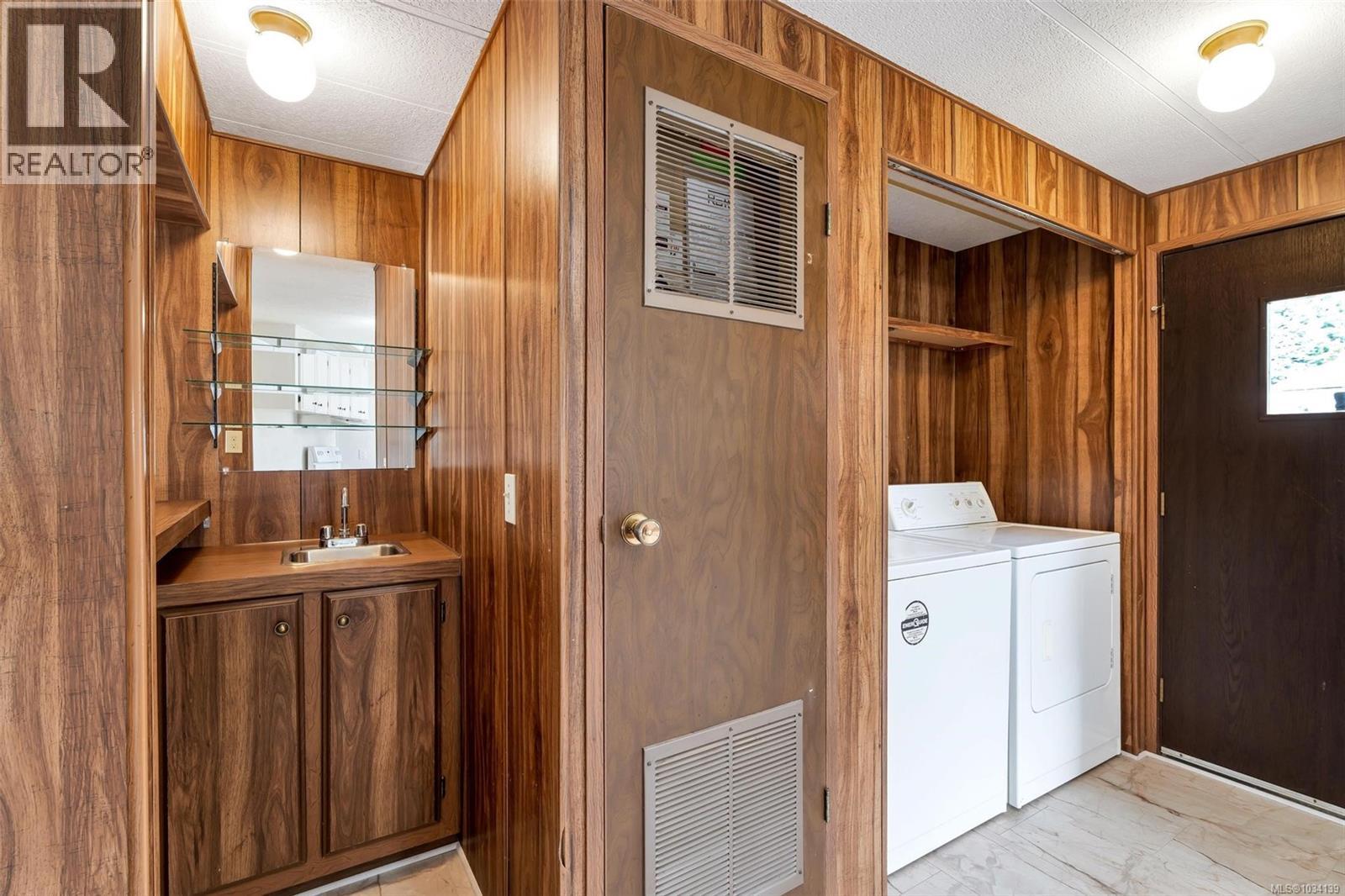 3 158 Cooper Rd, View Royal, British Columbia  V9A 7B3 - Photo 11 - 1034139