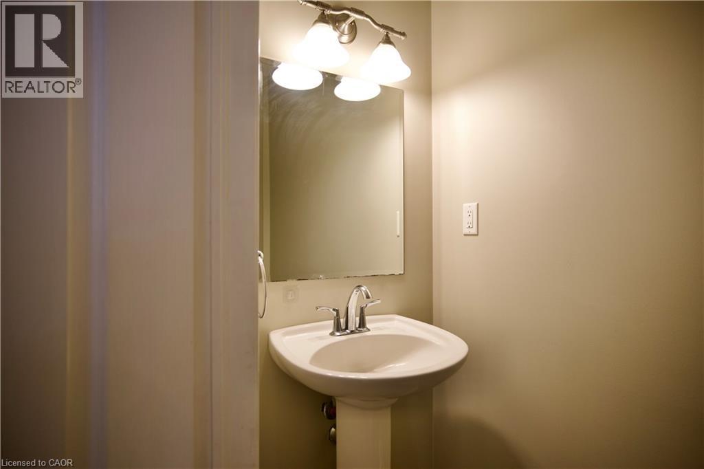 711 Cedar Bend Drive, Waterloo, Ontario  N2V 2R2 - Photo 16 - 40805537