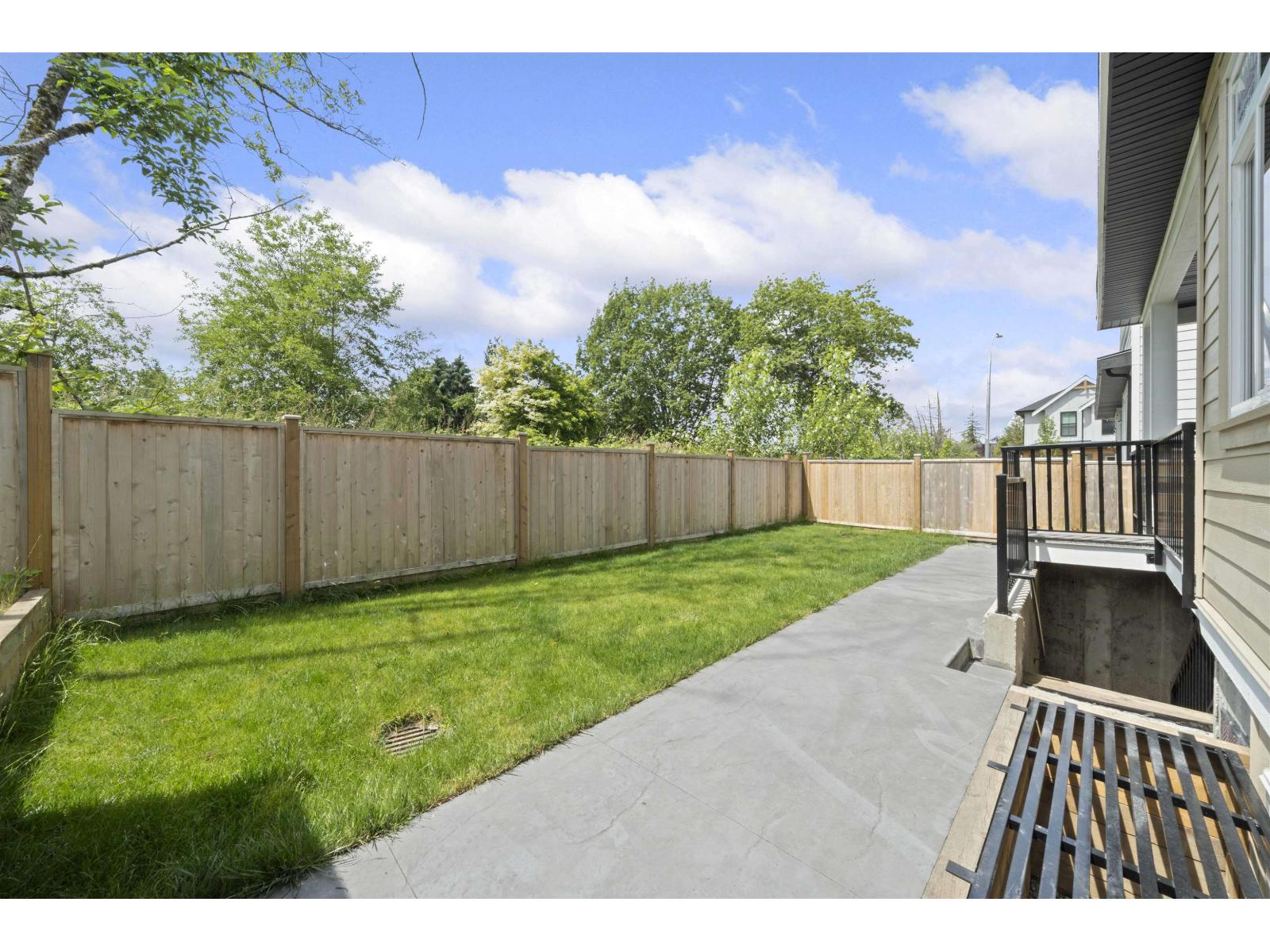 7527 205 Street, Langley, British Columbia  V2Y 1V5 - Photo 36 - R3117211