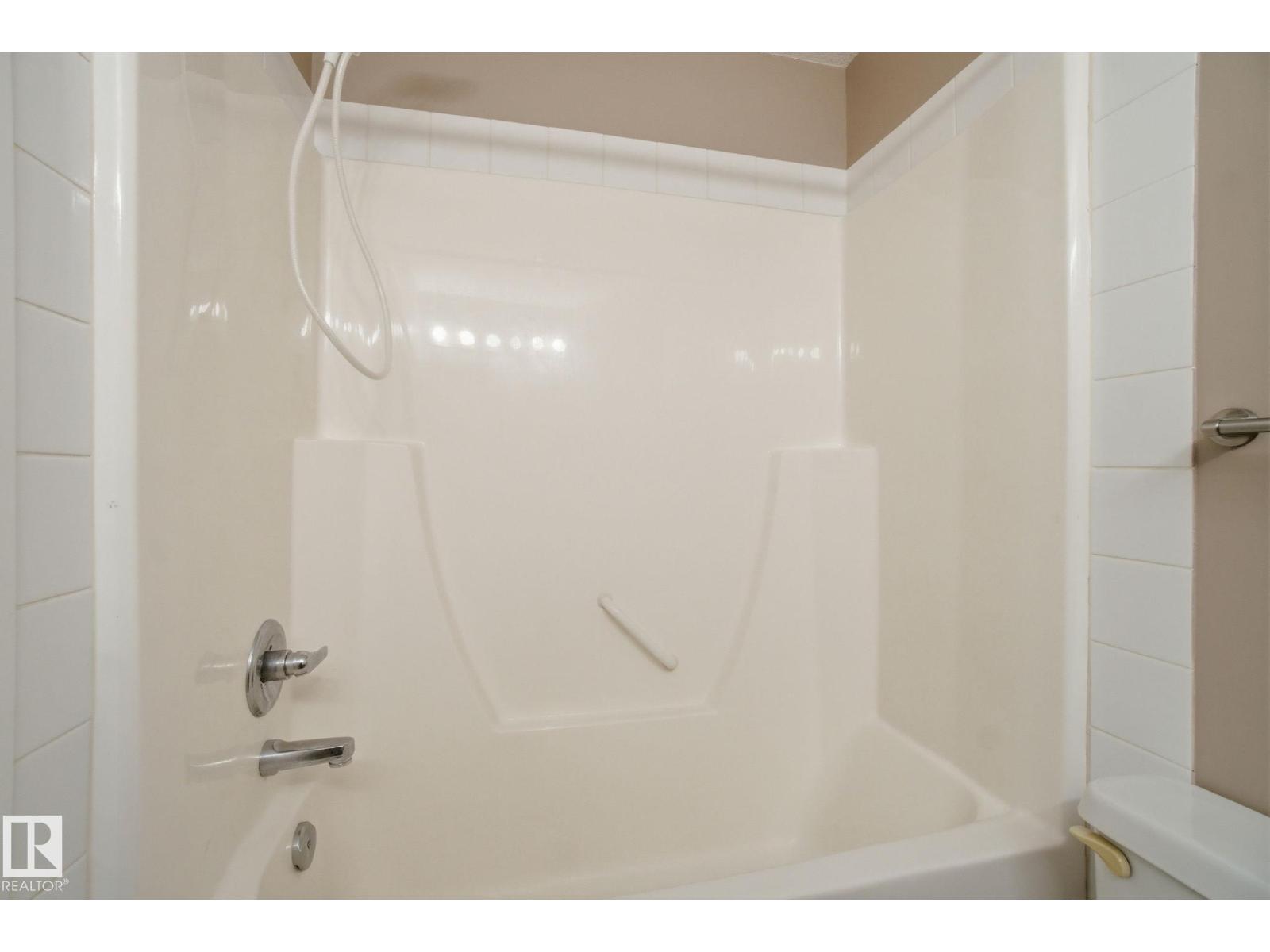 #305 240 Spruce Ridge Rd, Spruce Grove, Alberta  T7X 0G5 - Photo 17 - E4476099