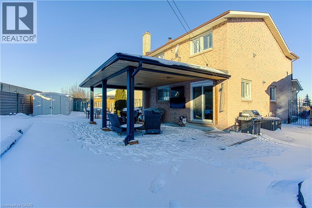 39 Regis Court, Stoney Creek, Ontario  L8E 4M8 - Photo 33 - 40821866